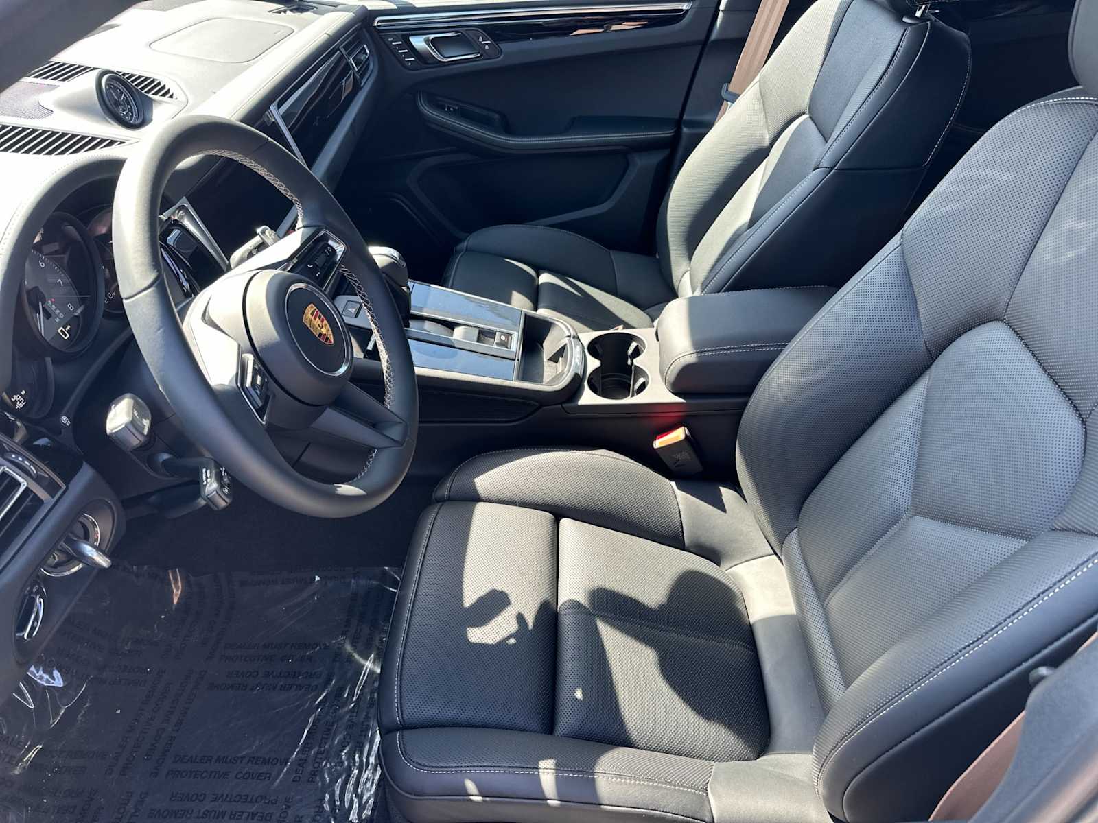 Thumbnail: 2024 Porsche Macan - 28
