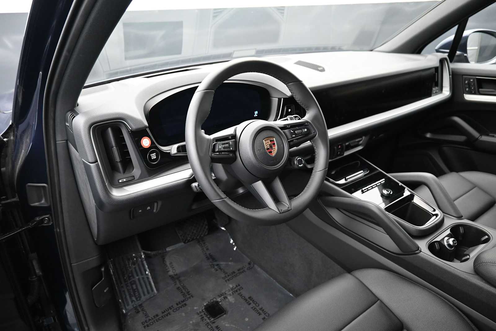 Thumbnail: 2025 Porsche Cayenne - 3