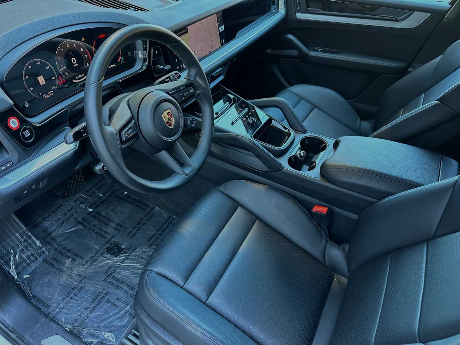 2024 Porsche Cayenne photo 3