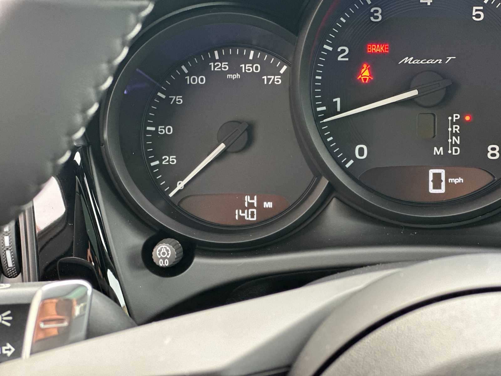 Thumbnail: 2026 Porsche Macan - 27