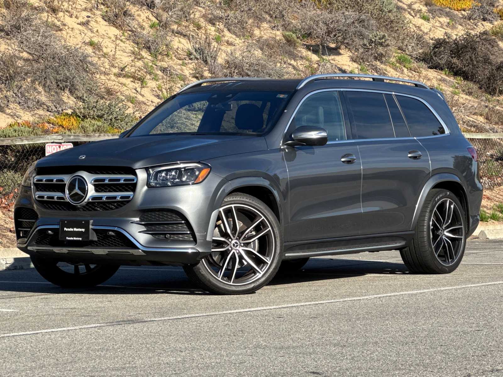 Thumbnail: 2022 Mercedes-Benz GLS - 1