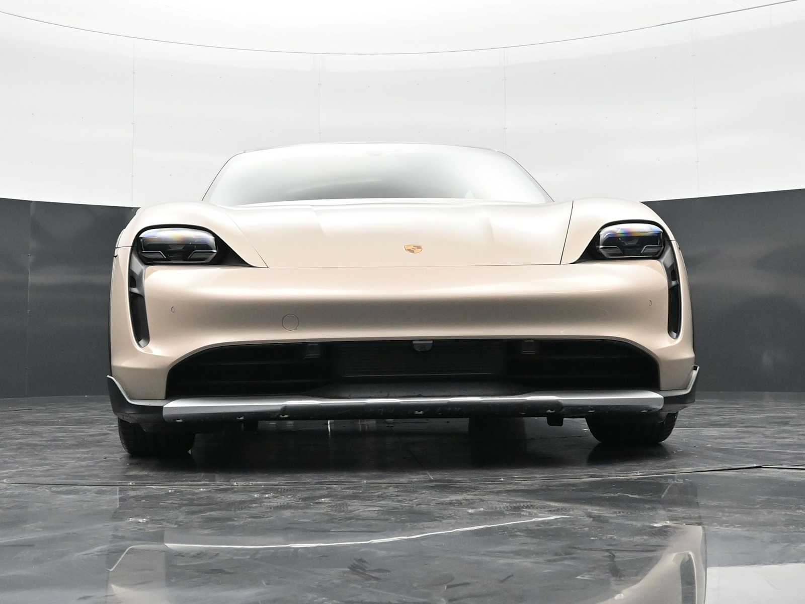 Thumbnail: 2023 Porsche Taycan - 50