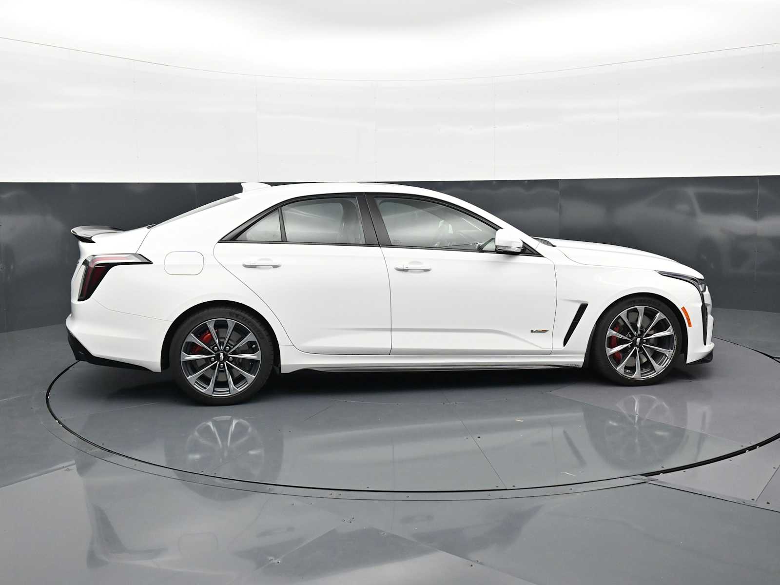 Thumbnail: 2023 Cadillac CT4 - 33