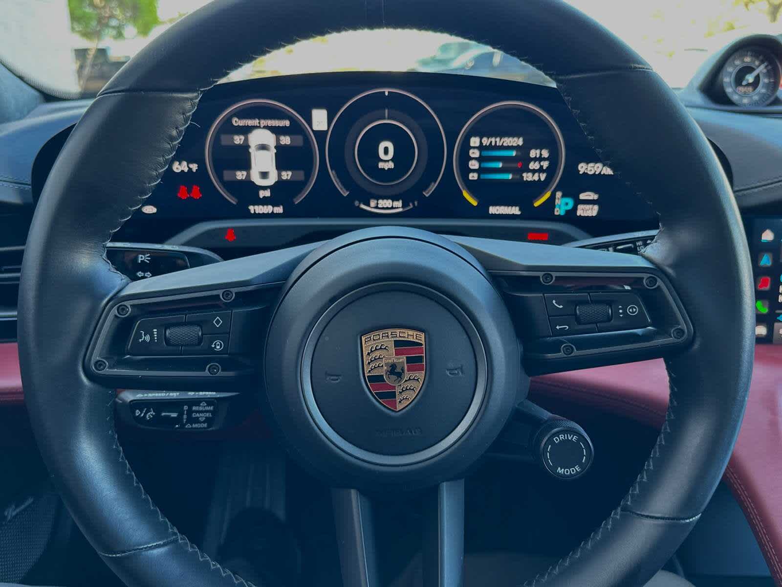 Thumbnail: 2020 Porsche Taycan - 22