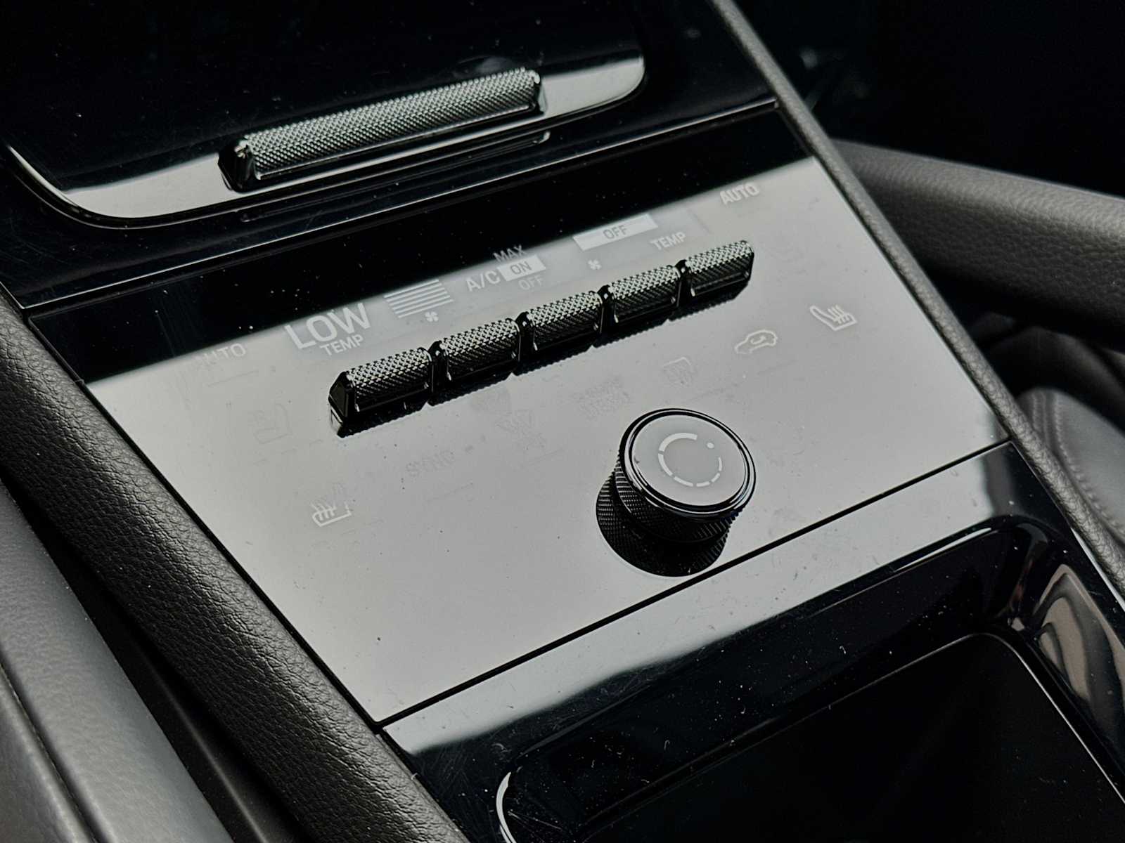 Thumbnail: 2024 Porsche Cayenne - 20