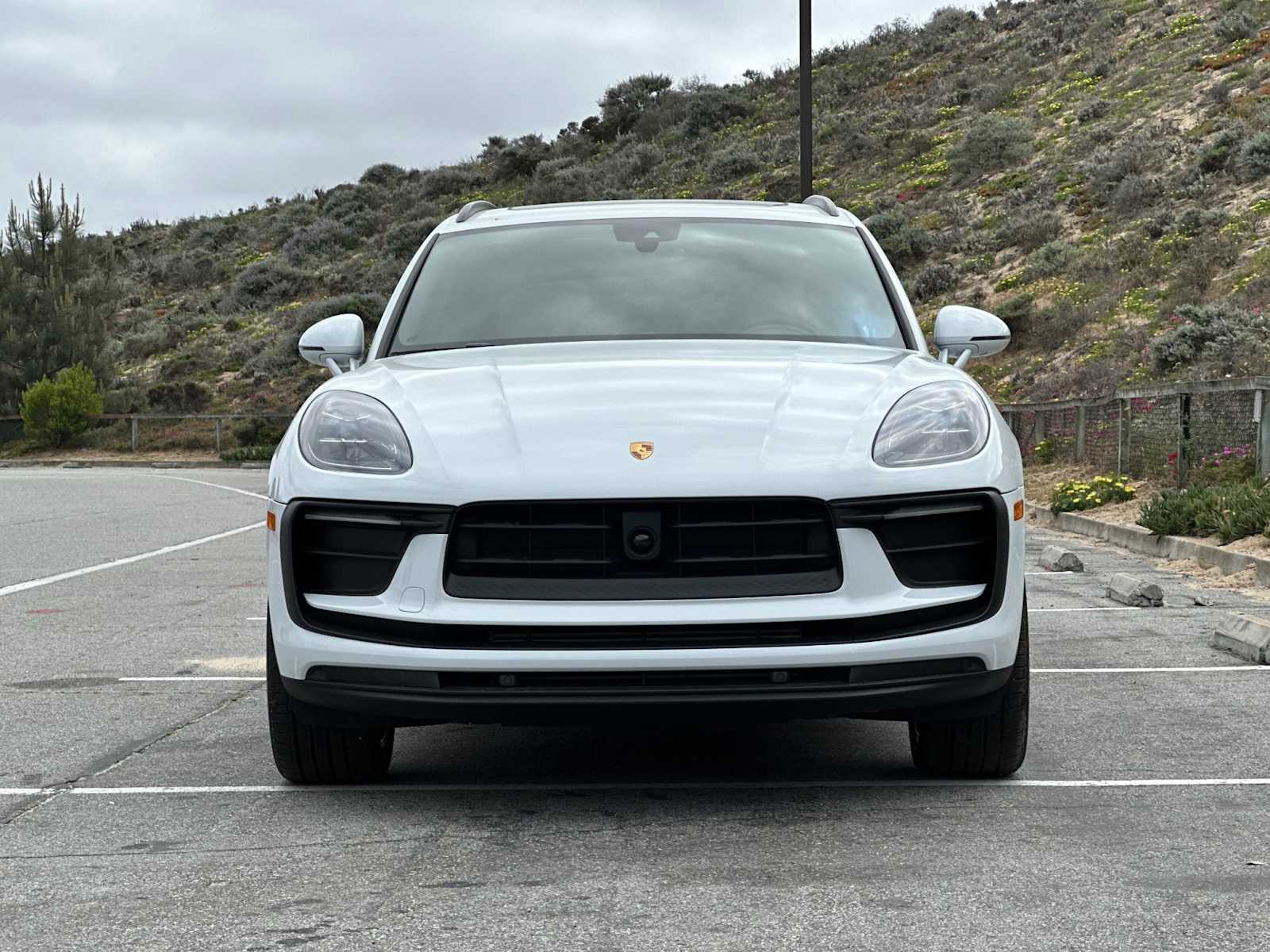 Thumbnail: 2025 Porsche Macan - 11