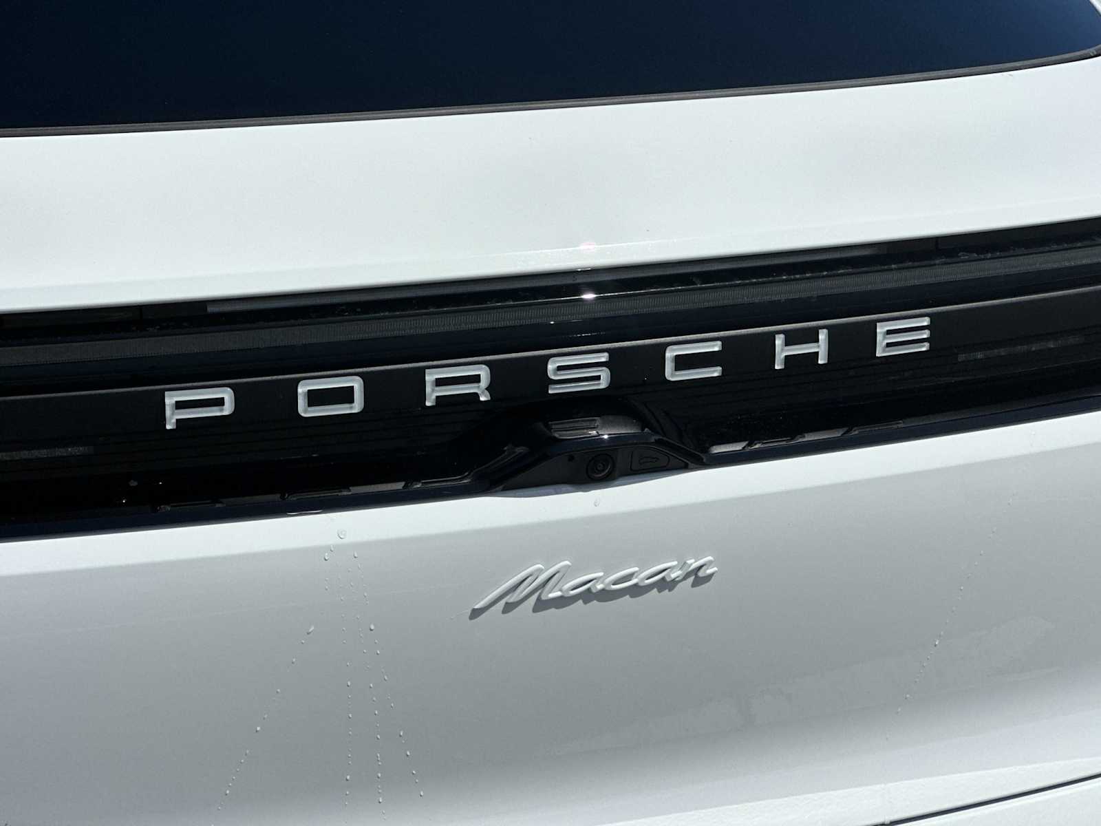 Thumbnail: 2025 Porsche Macan - 24