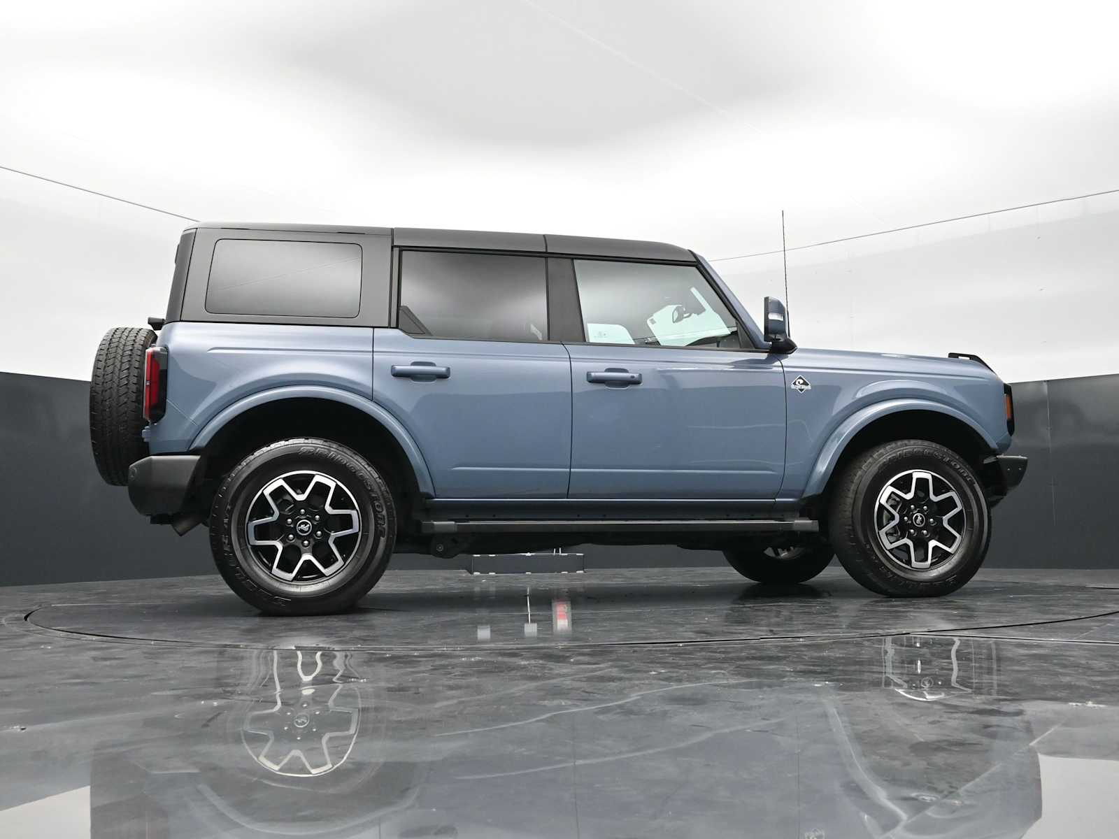 Thumbnail: 2023 Ford Bronco - 42