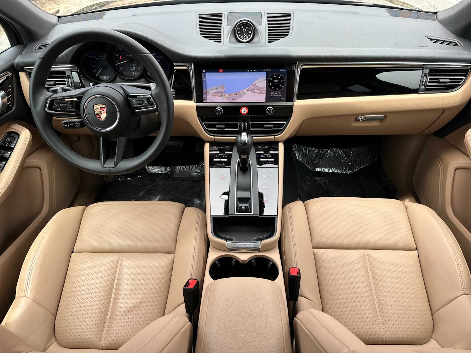 Thumbnail: 2025 Porsche Macan - 6