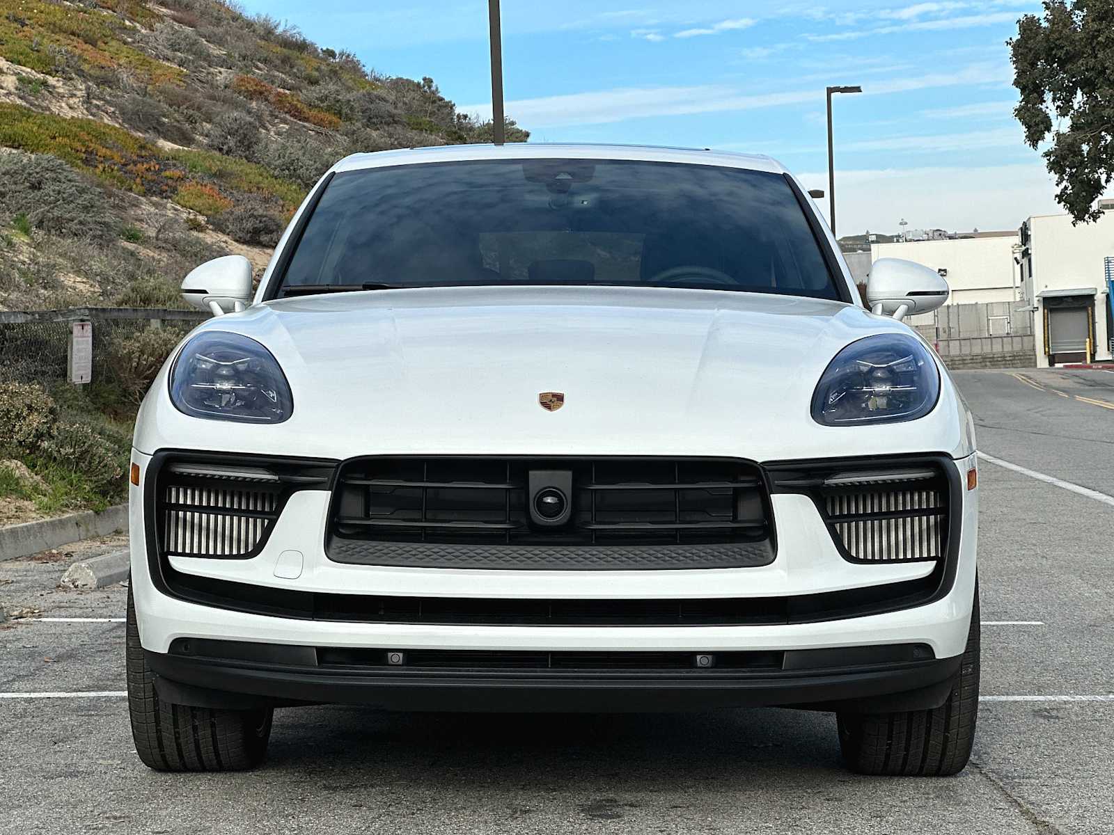 Thumbnail: 2024 Porsche Macan - 11