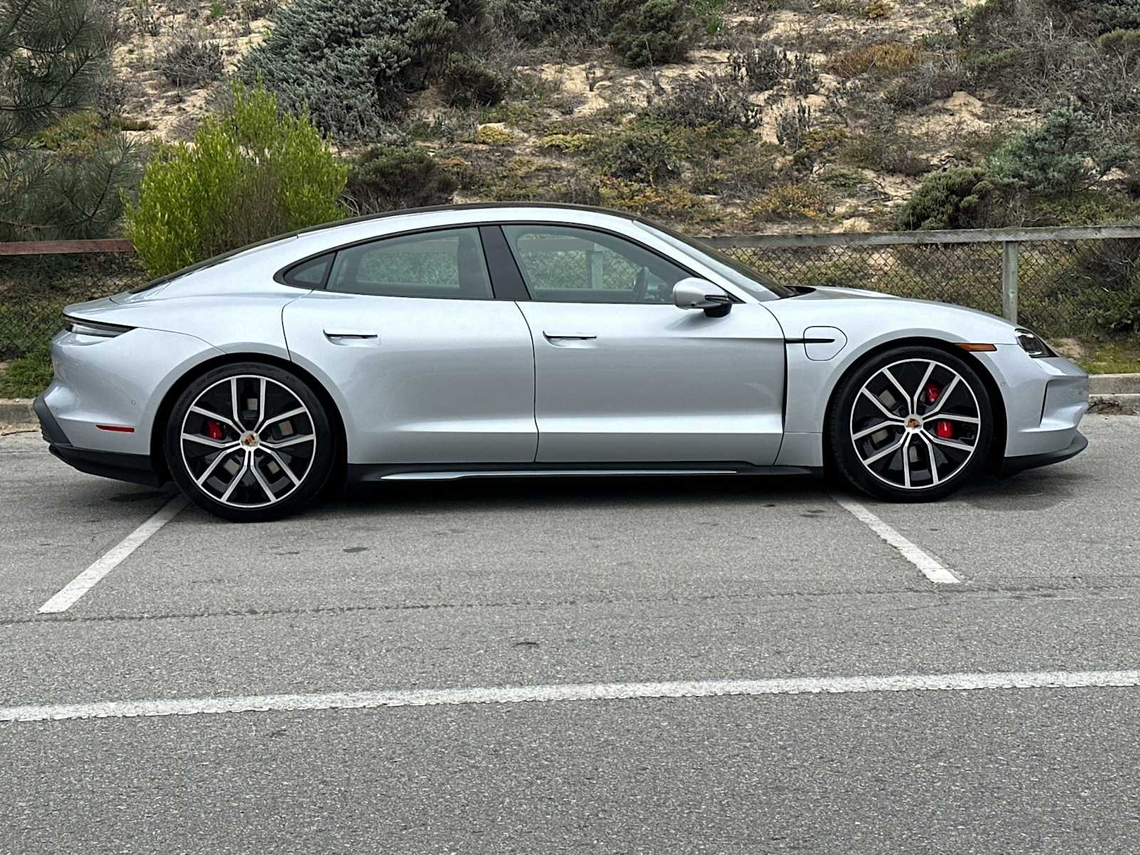 Thumbnail: 2025 Porsche Taycan - 9