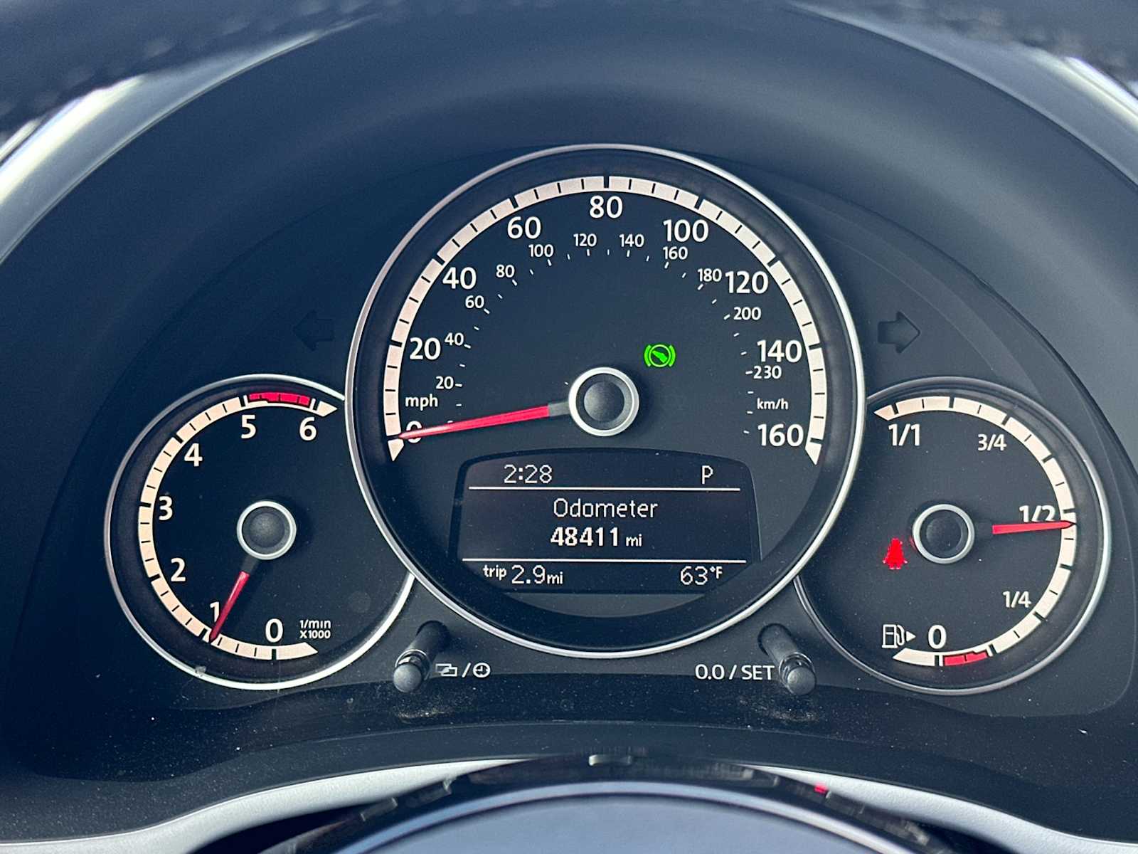 2013 Volkswagen Beetle  23