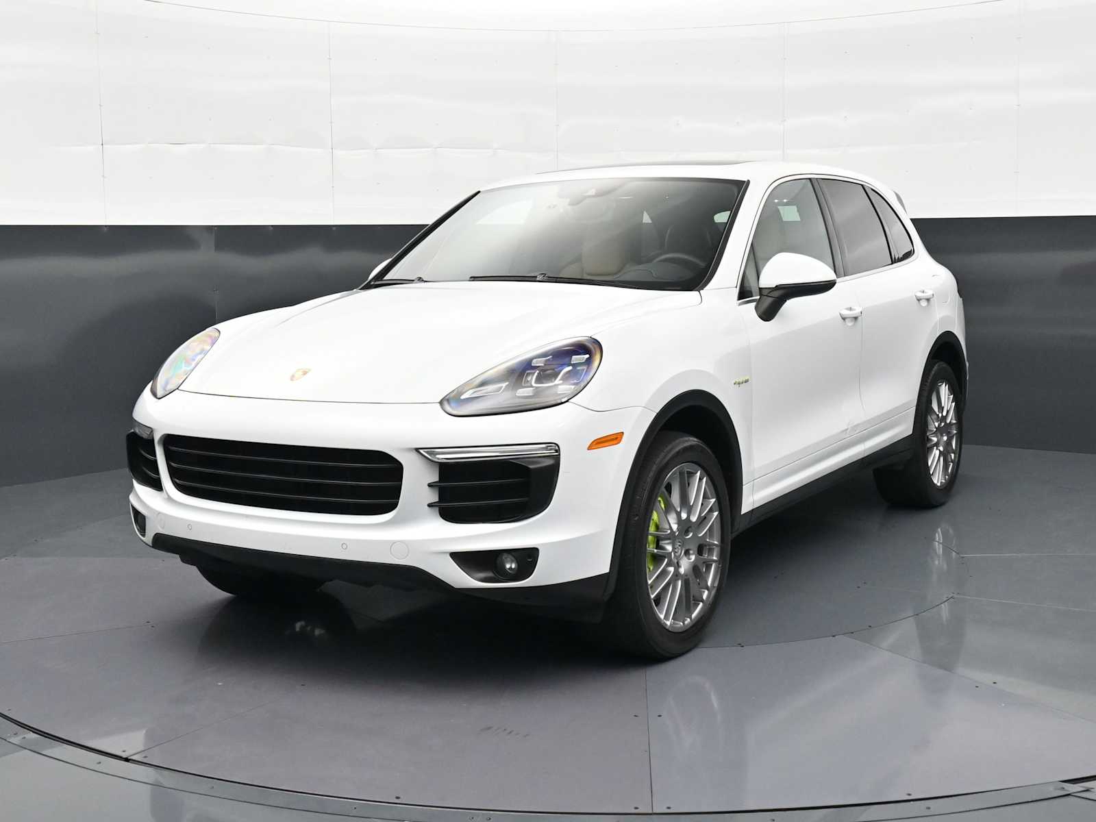 2015 Porsche Cayenne S E-Hybrid -
                  Seaside, CA