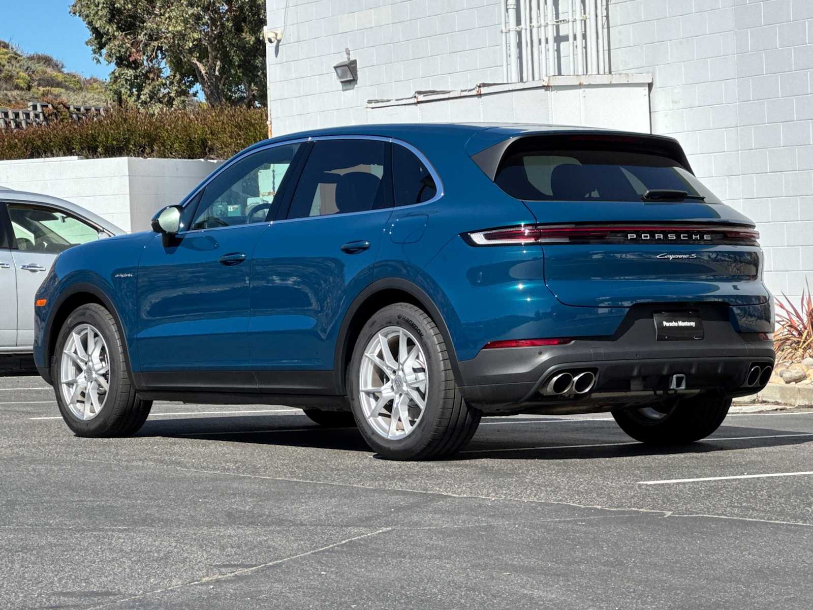 Thumbnail: 2024 Porsche Cayenne - 3