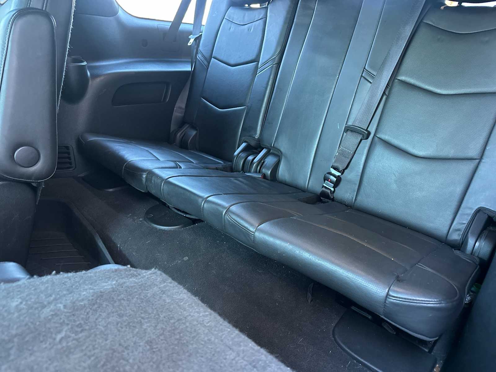 Thumbnail: 2019 Cadillac Escalade - 16