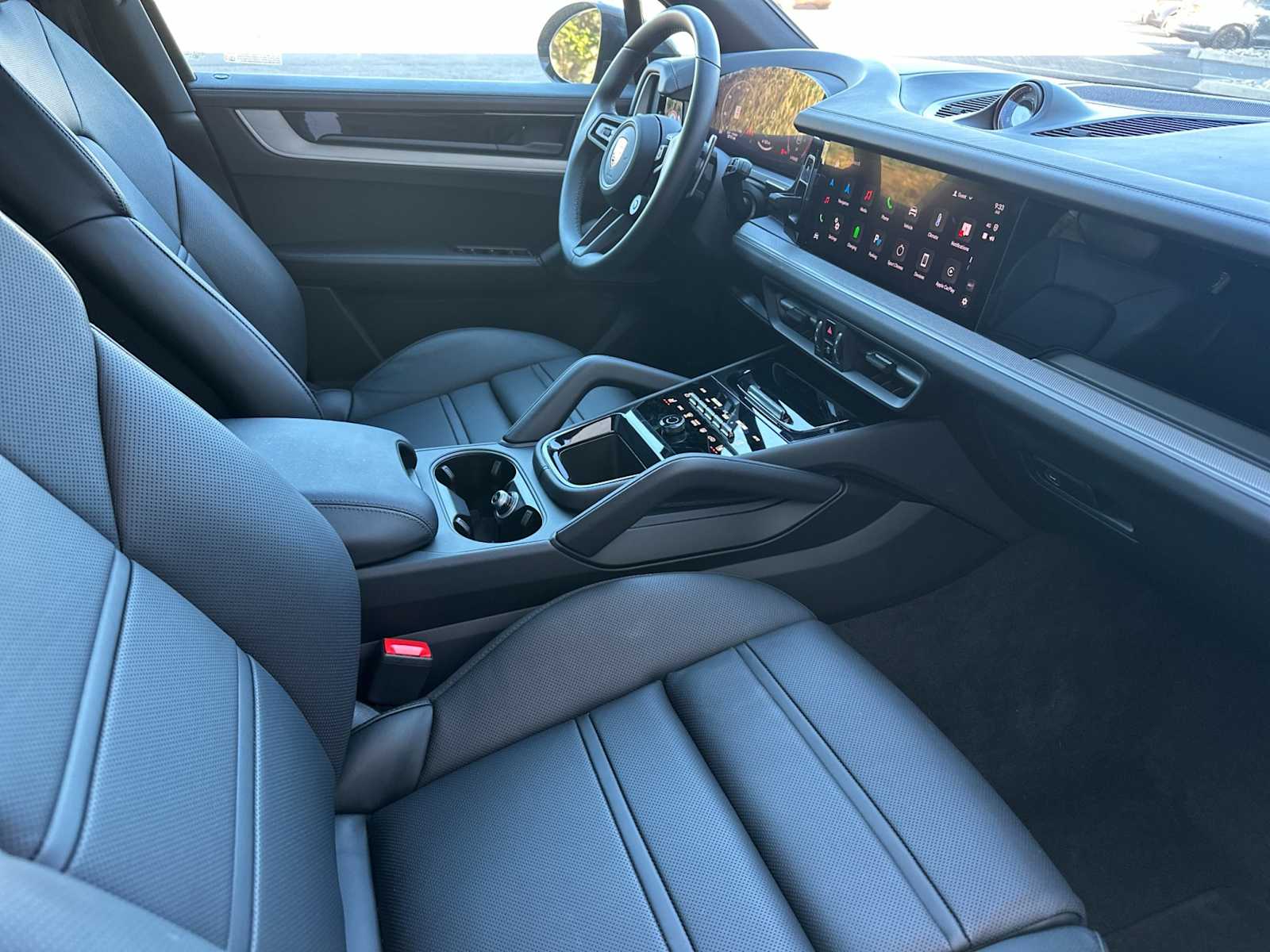 Thumbnail: 2025 Porsche Cayenne - 17