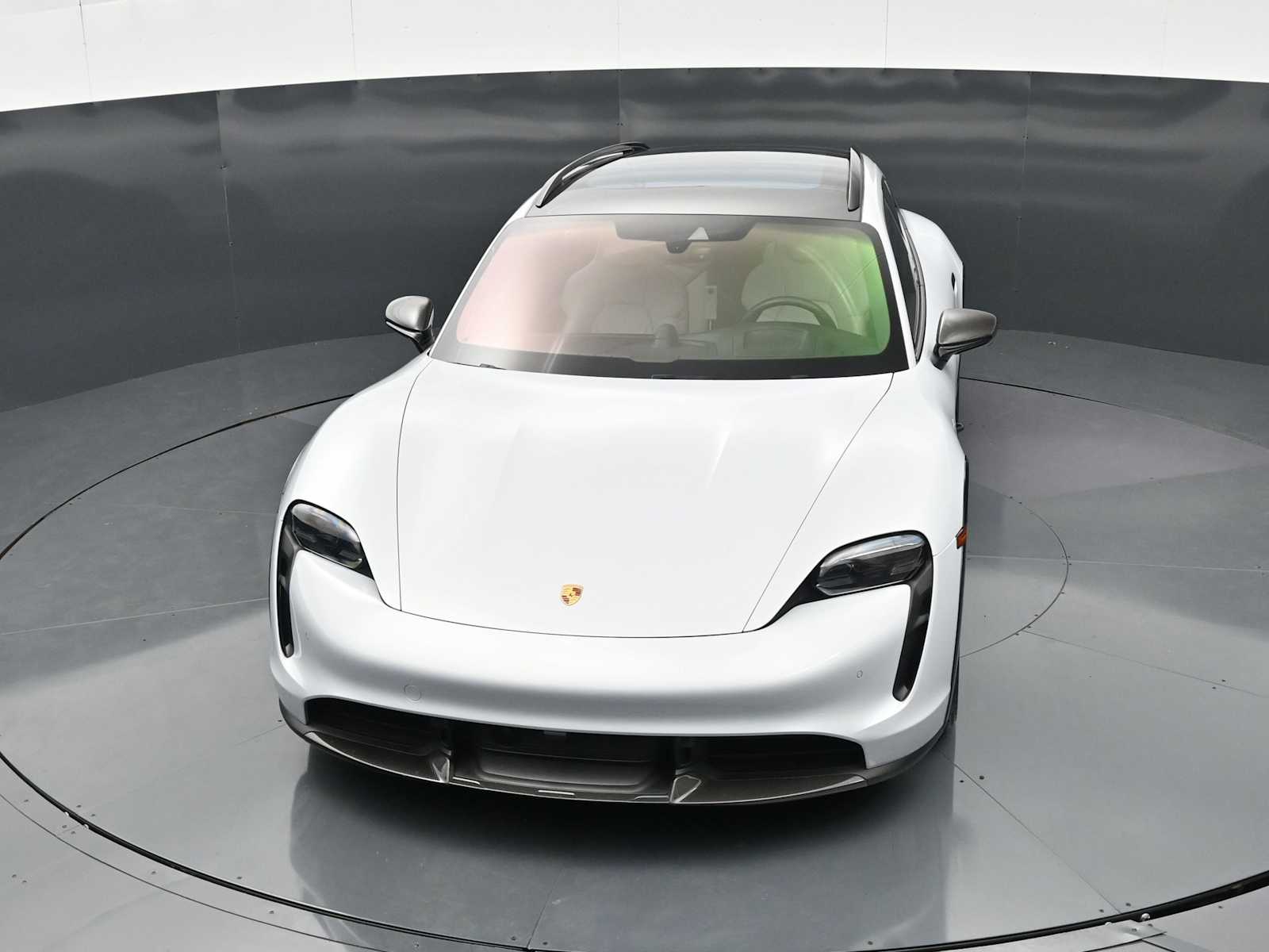 Thumbnail: 2023 Porsche Taycan - 40