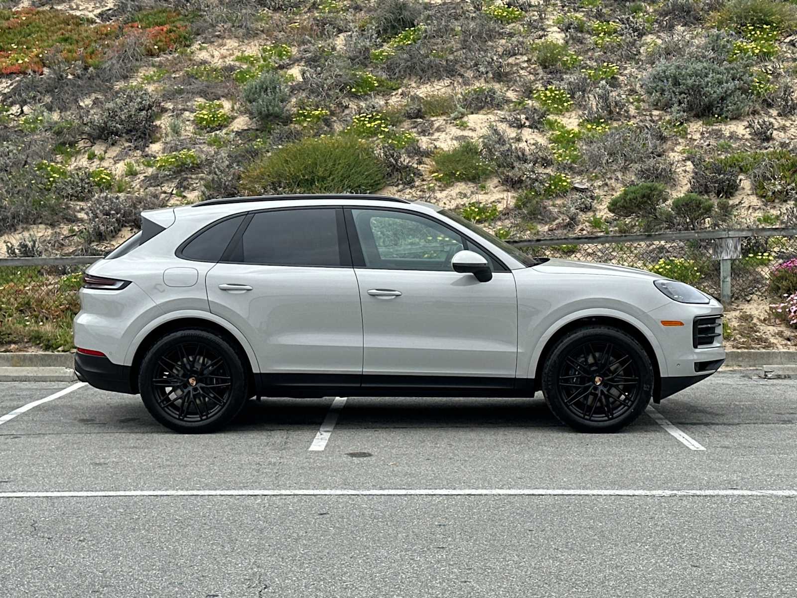 Thumbnail: 2025 Porsche Cayenne - 9