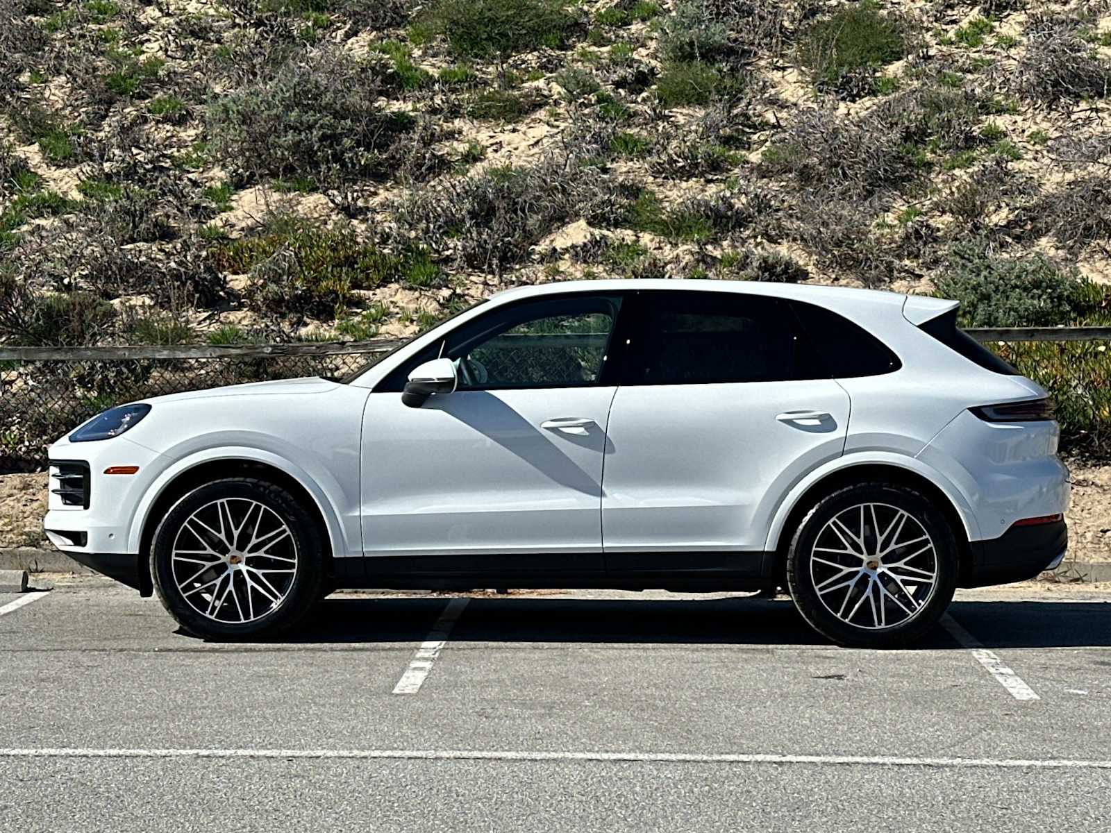 Thumbnail: 2026 Porsche Cayenne - 2