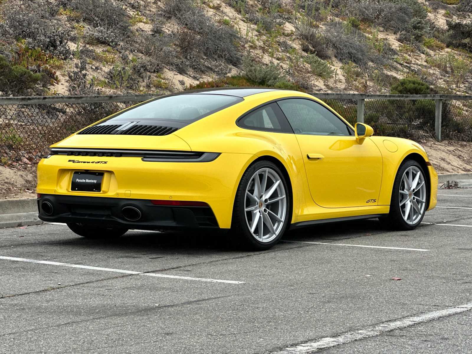 Thumbnail: 2024 Porsche 911 - 6