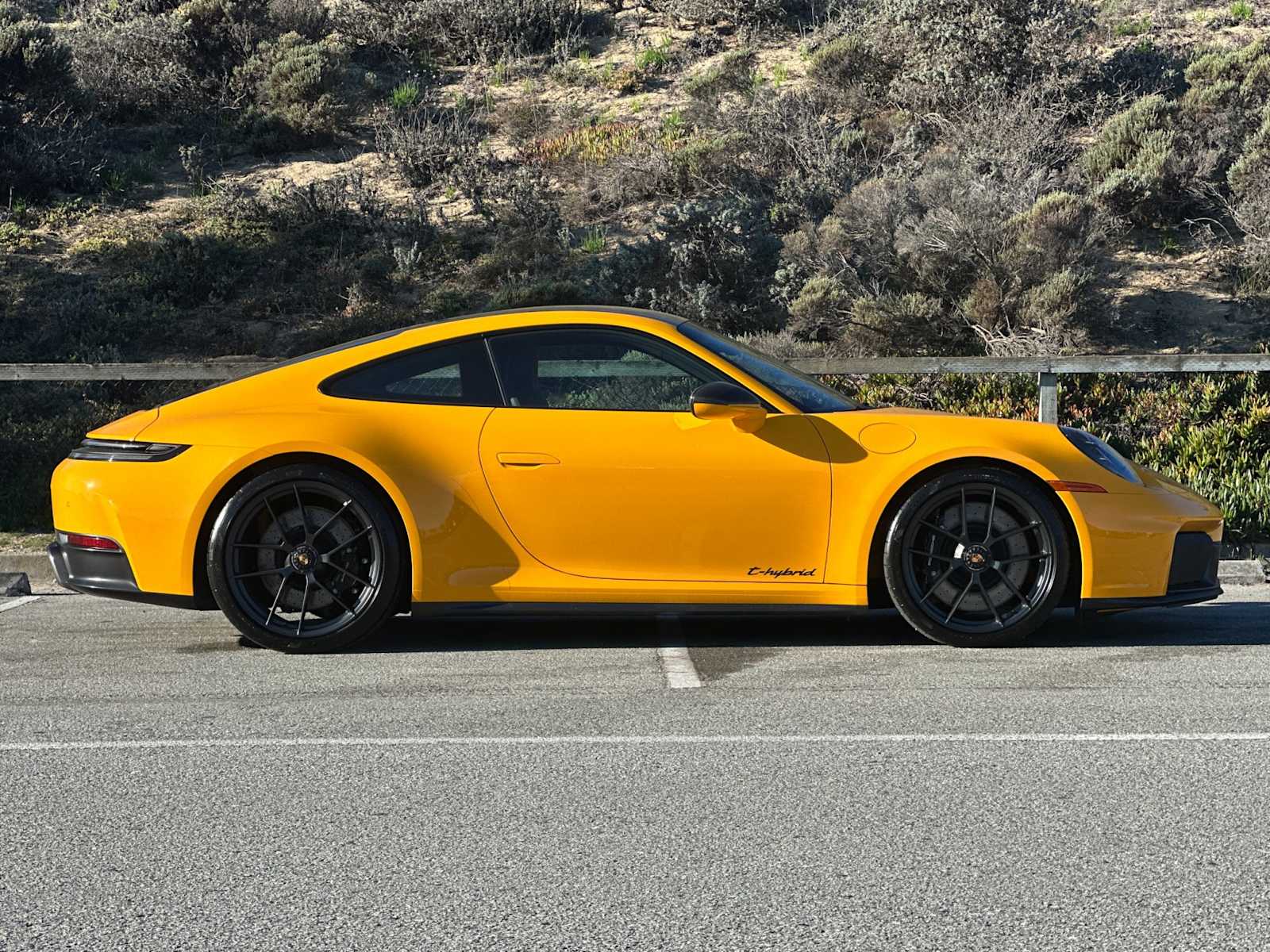 Thumbnail: 2026 Porsche 911 - 9