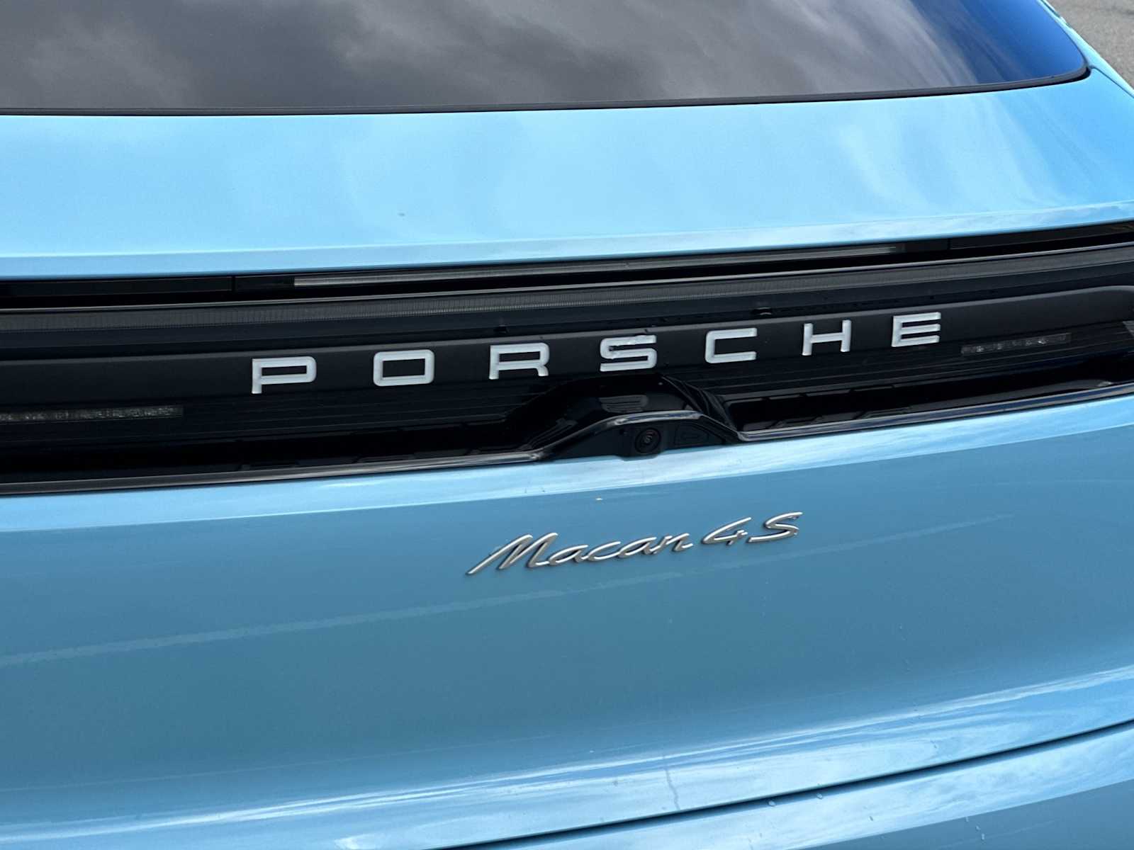 Thumbnail: 2025 Porsche Macan - 25