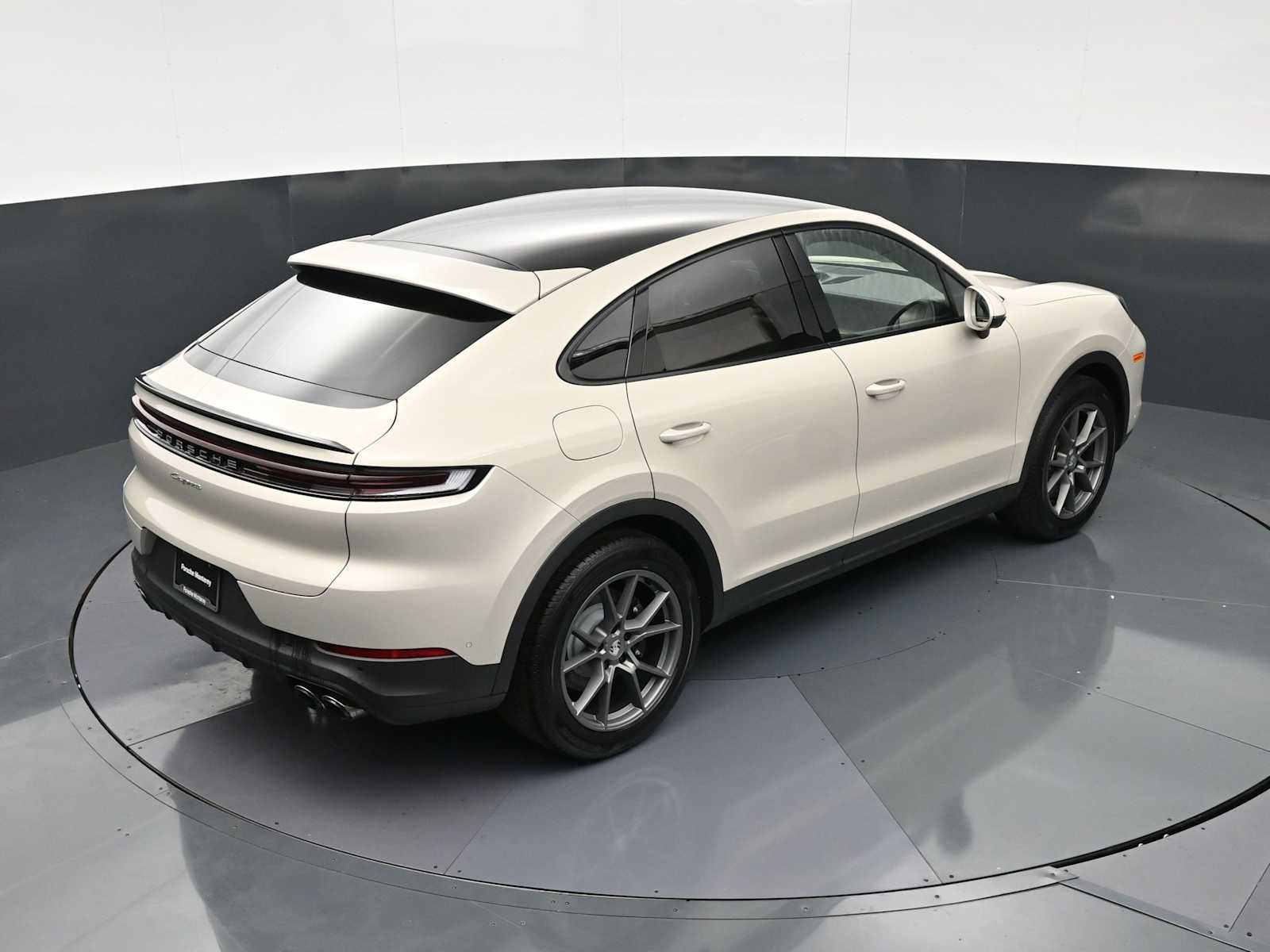 Thumbnail: 2025 Porsche  - 30