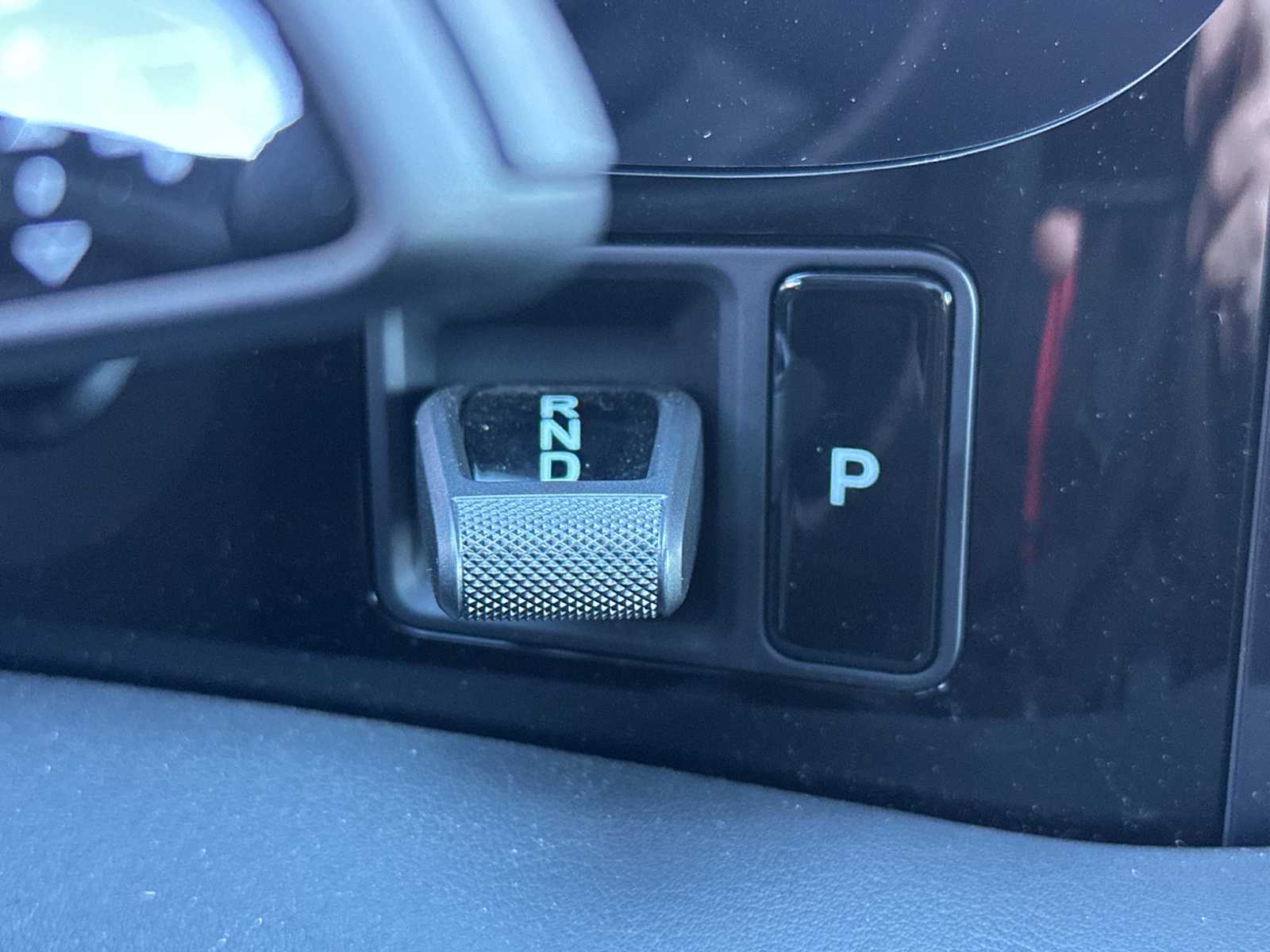 Thumbnail: 2025 Porsche Taycan - 22