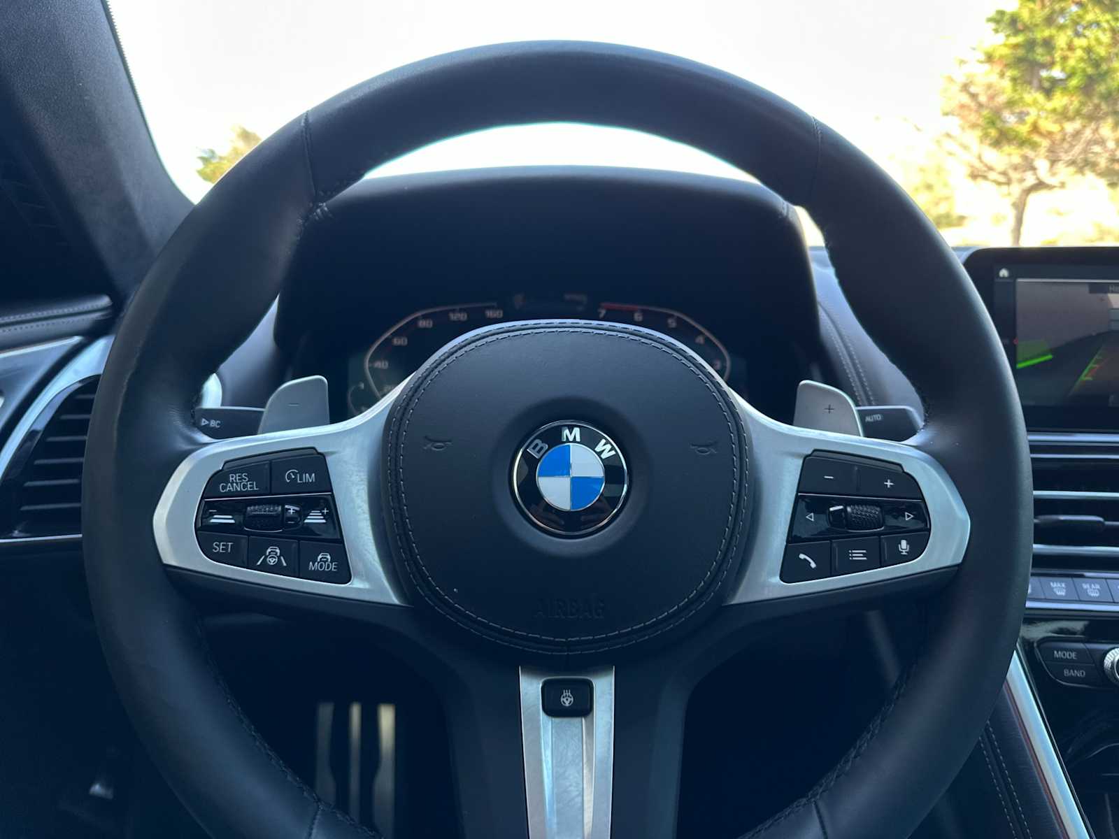 Thumbnail: 2022 BMW 8 Series - 24