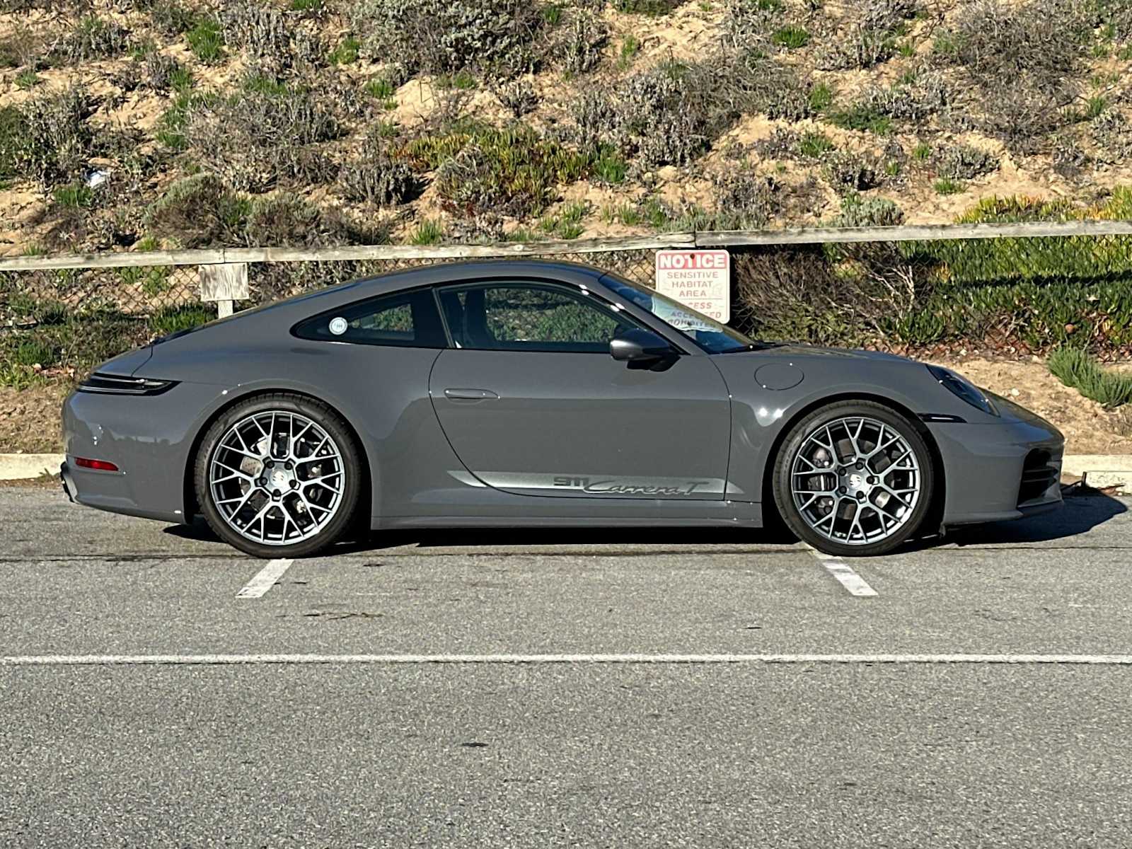 Thumbnail: 2025 Porsche 911 - 9