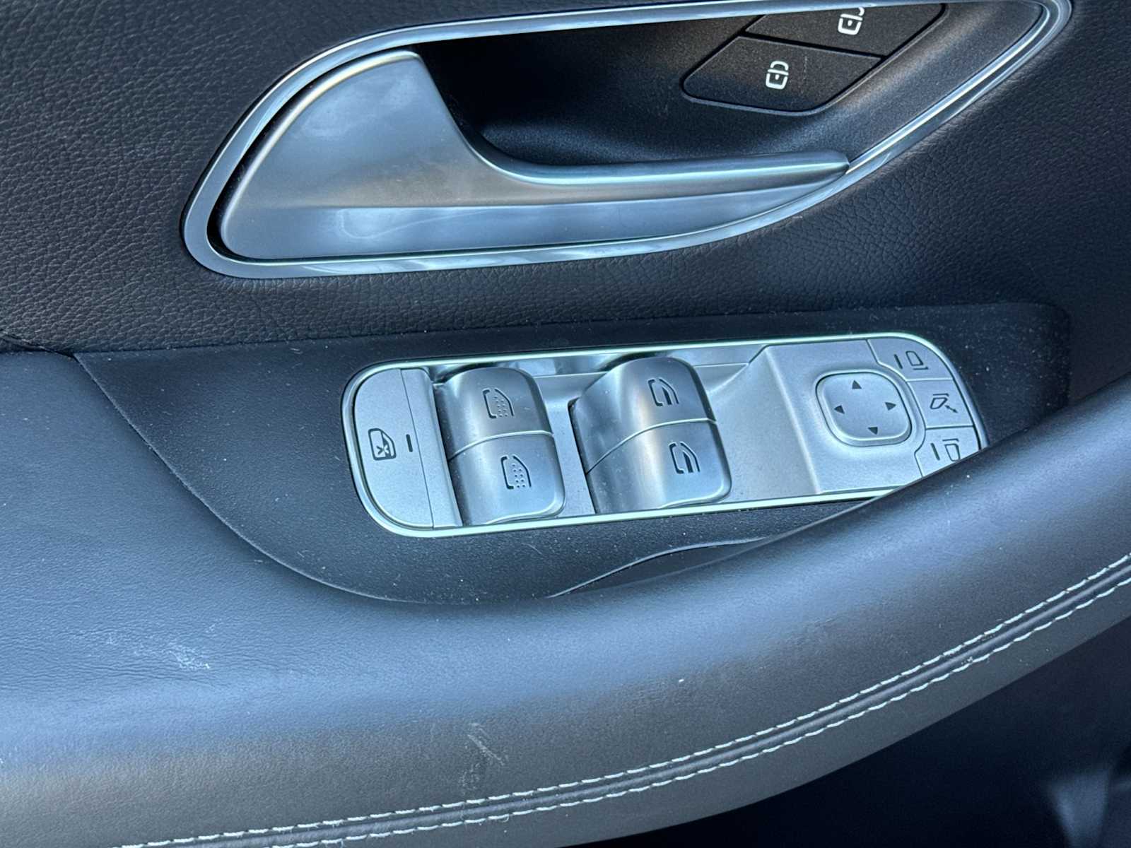 Thumbnail: 2022 Mercedes-Benz GLS - 13