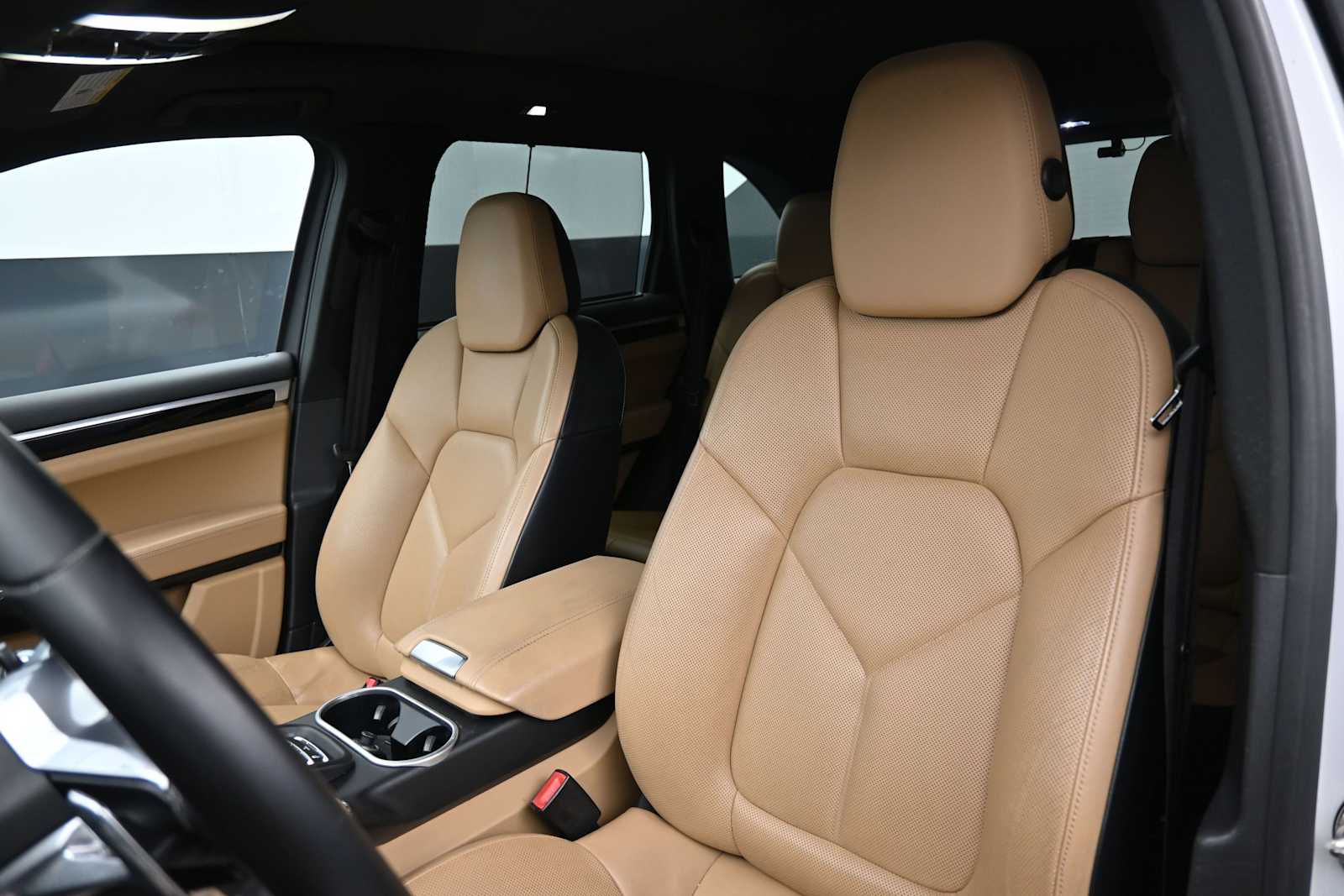 Thumbnail: 2015 Porsche Cayenne - 5