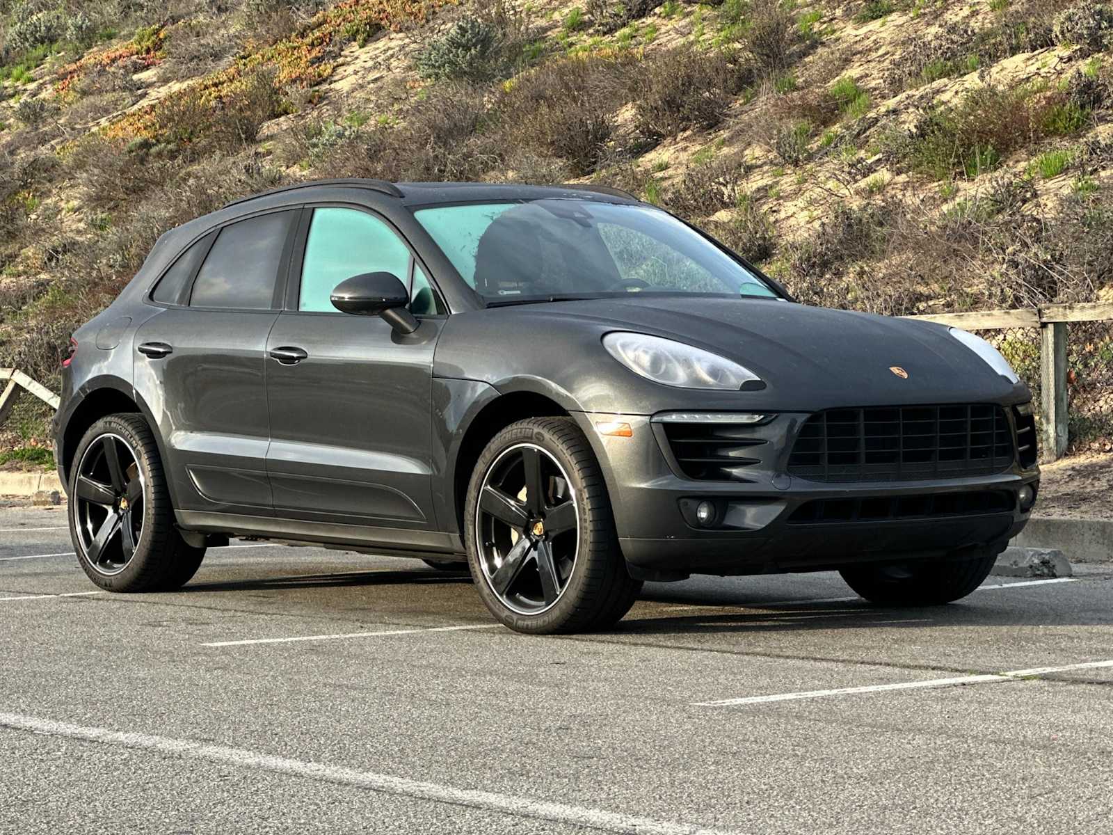 Thumbnail: 2018 Porsche Macan - 10