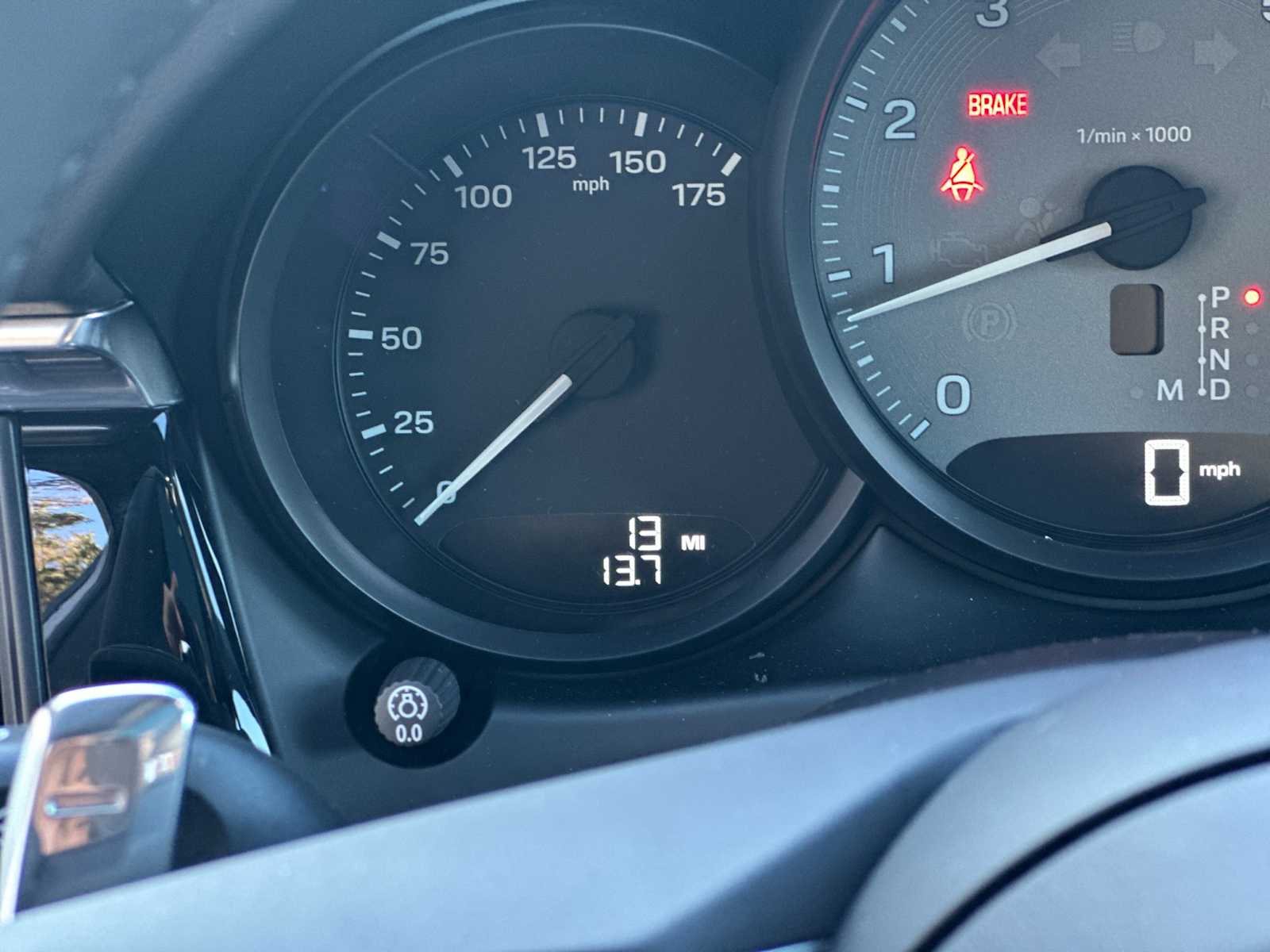 Thumbnail: 2026 Porsche Macan - 27