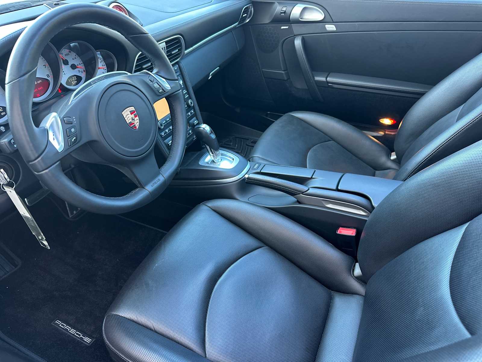 Thumbnail: 2013 Porsche 911 - 4