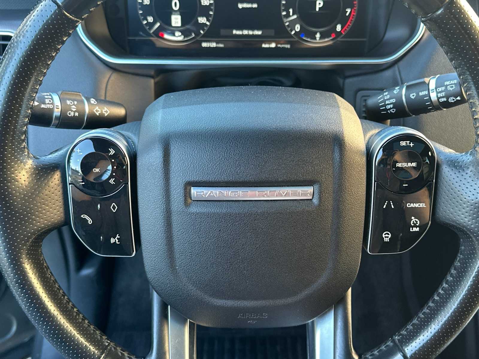 Thumbnail: 2018 Land Rover Range Rover Sport - 25