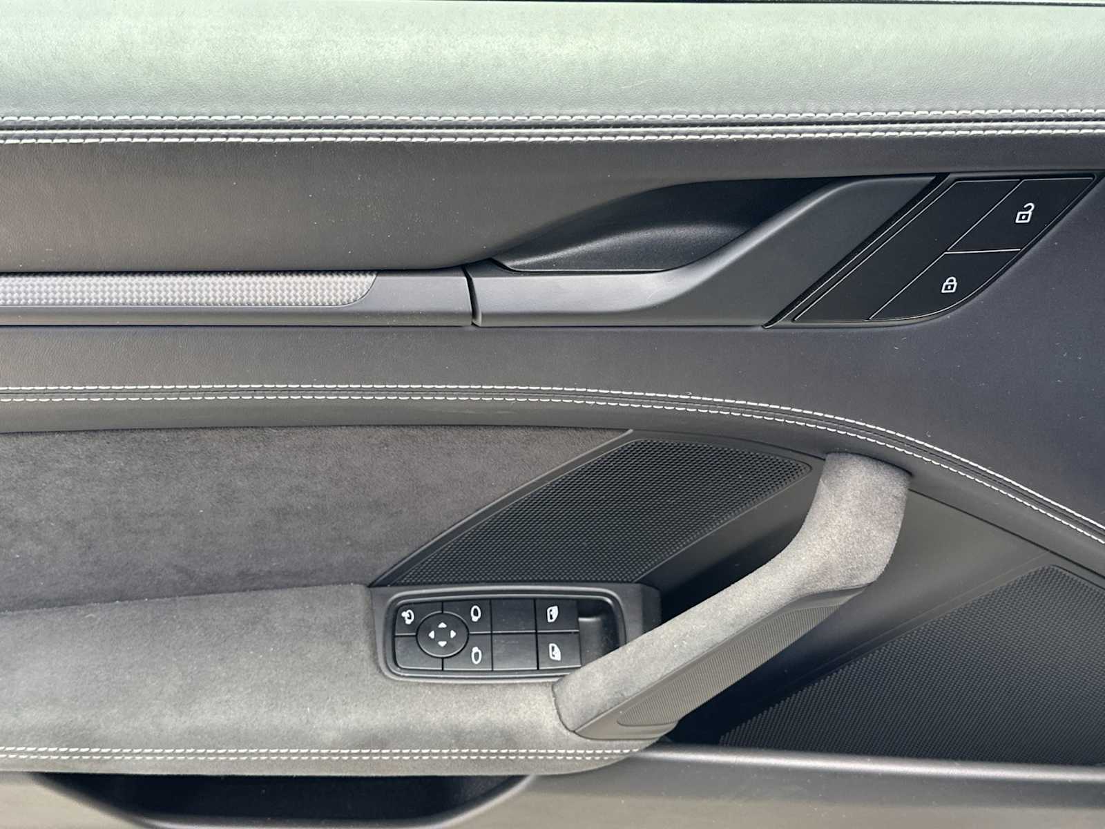 2022 Porsche 911 Carrera S 11