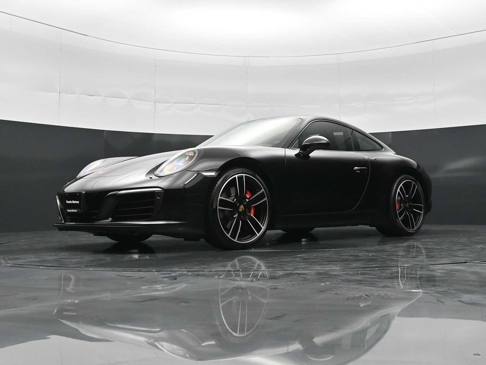 Thumbnail: 2018 Porsche 911 - 36