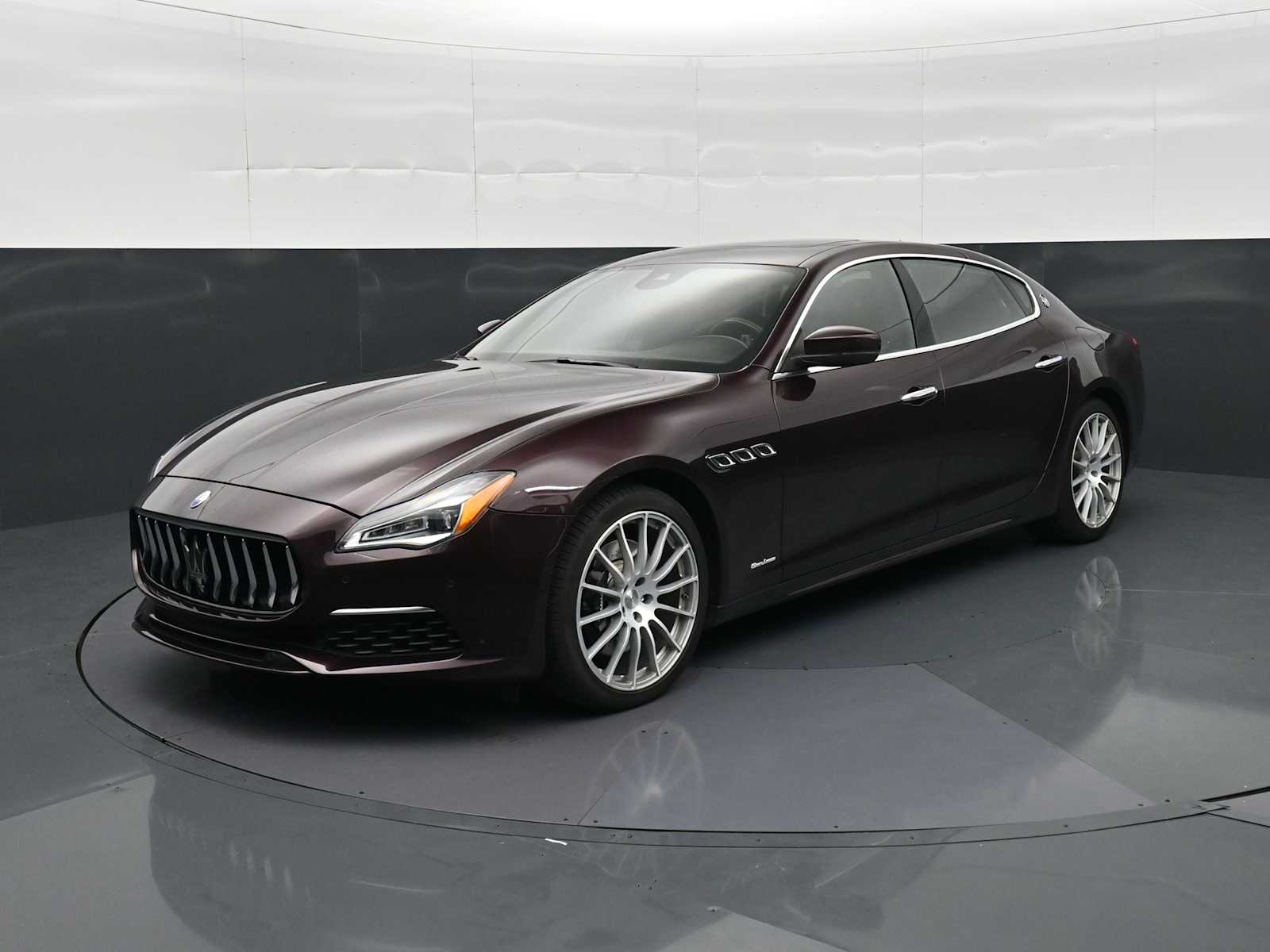 2018 Maserati Quattroporte S GranLusso's photo