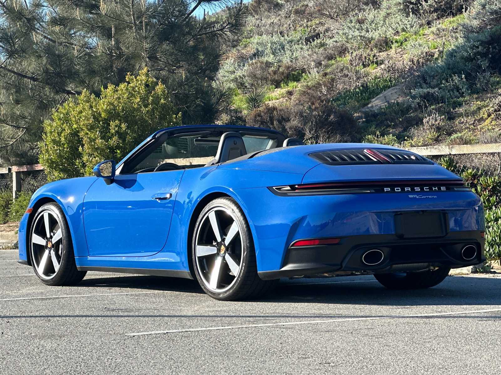 Thumbnail: 2025 Porsche 911 - 3