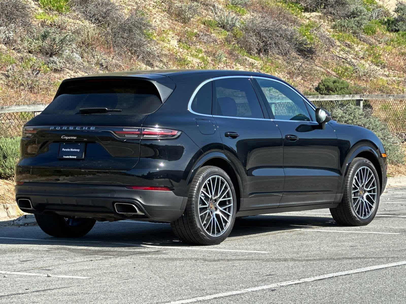 2021 Porsche Cayenne Base 2