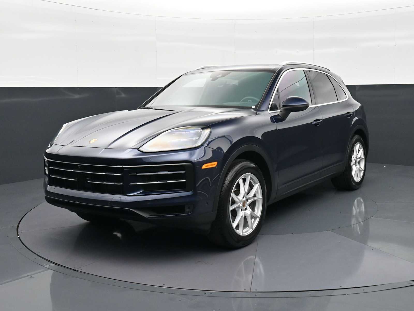 2025 Porsche Cayenne -'s photo
