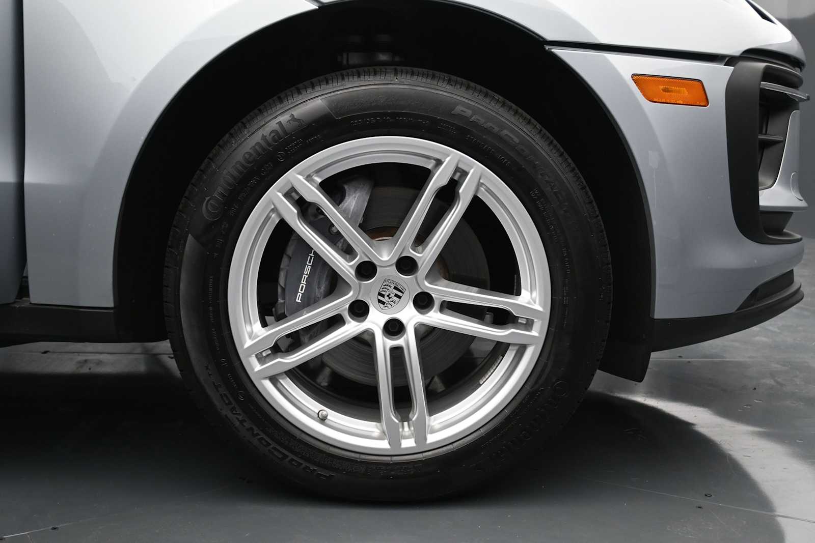 2025 Porsche Macan Base - Photo 22