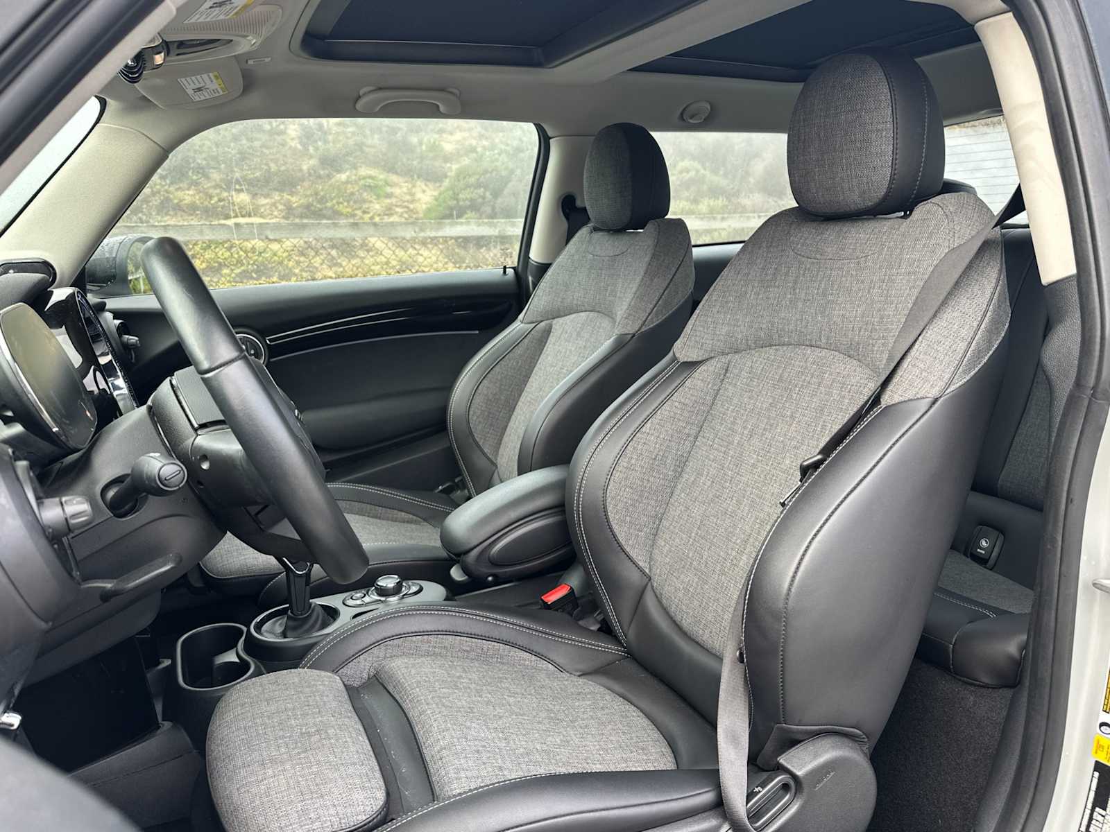 Thumbnail: 2023 MINI Cooper Hardtop - 5