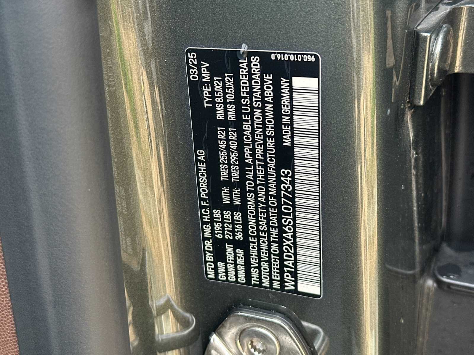 Thumbnail: 2025 Porsche Macan - 30