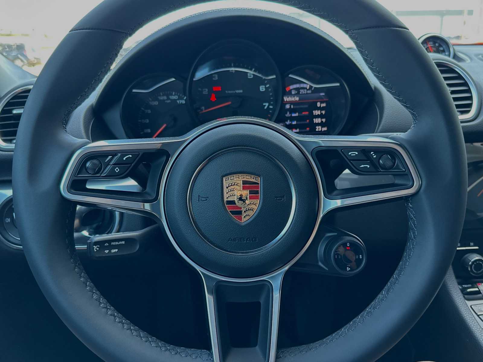 Thumbnail: 2024 Porsche 718 Boxster - 23