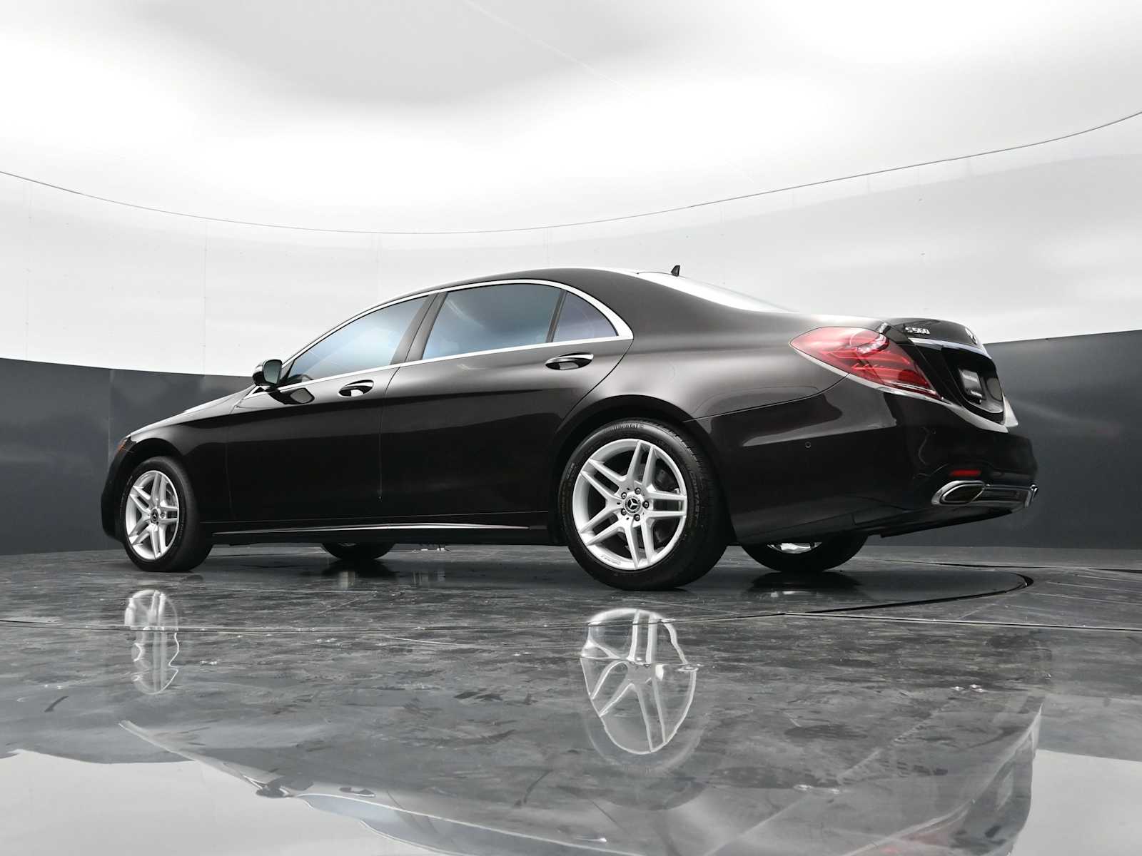 Thumbnail: 2018 Mercedes-Benz S-Class - 43