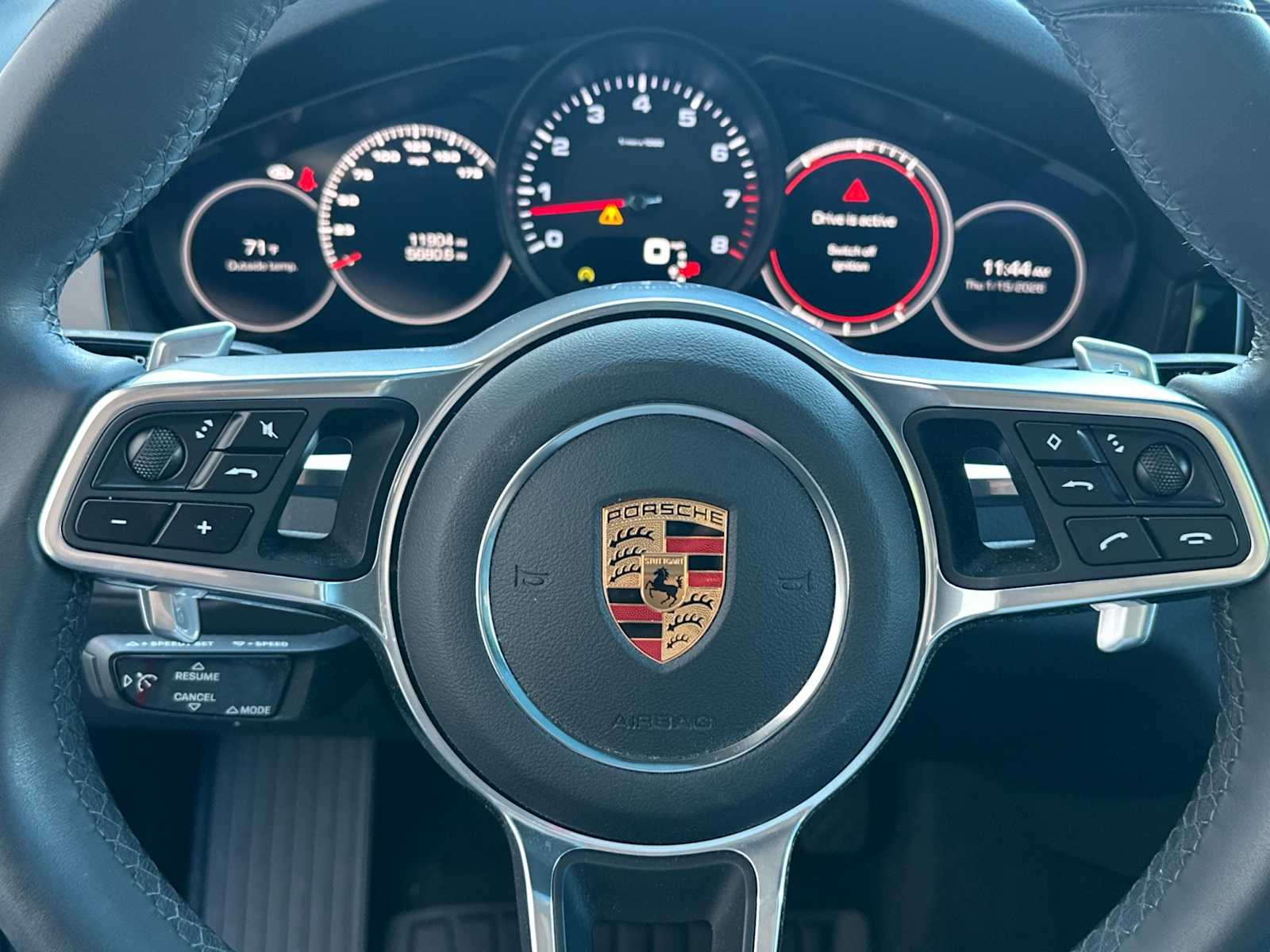 Thumbnail: 2019 Porsche Cayenne - 25