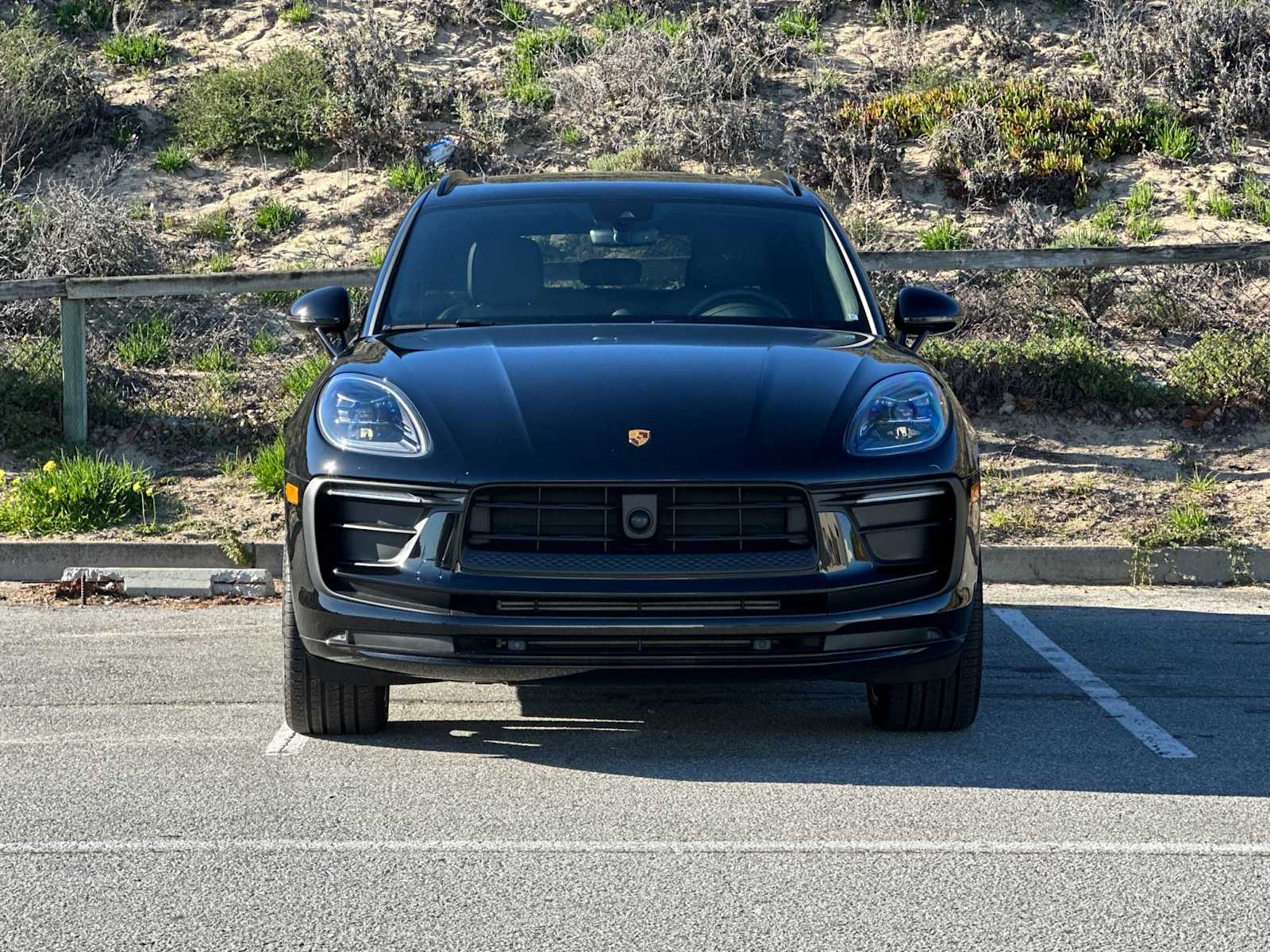 Thumbnail: 2025 Porsche Macan - 11