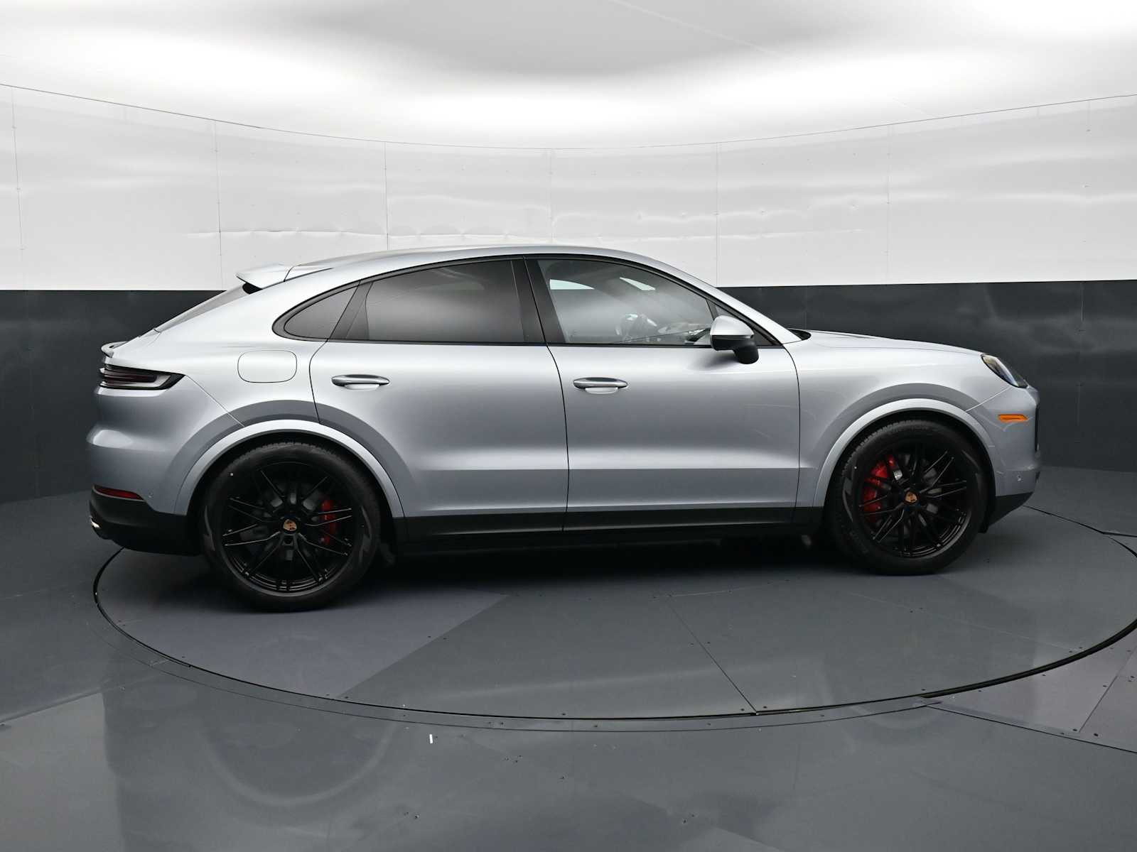 Thumbnail: 2026 Porsche  - 25